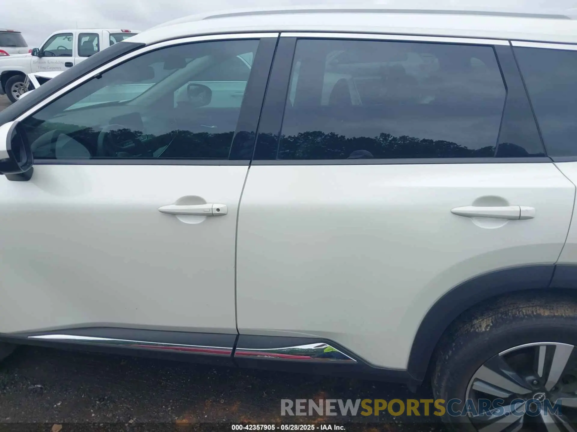 14 Photograph of a damaged car 5N1BT3CB2PC840297 NISSAN ROGUE 2023