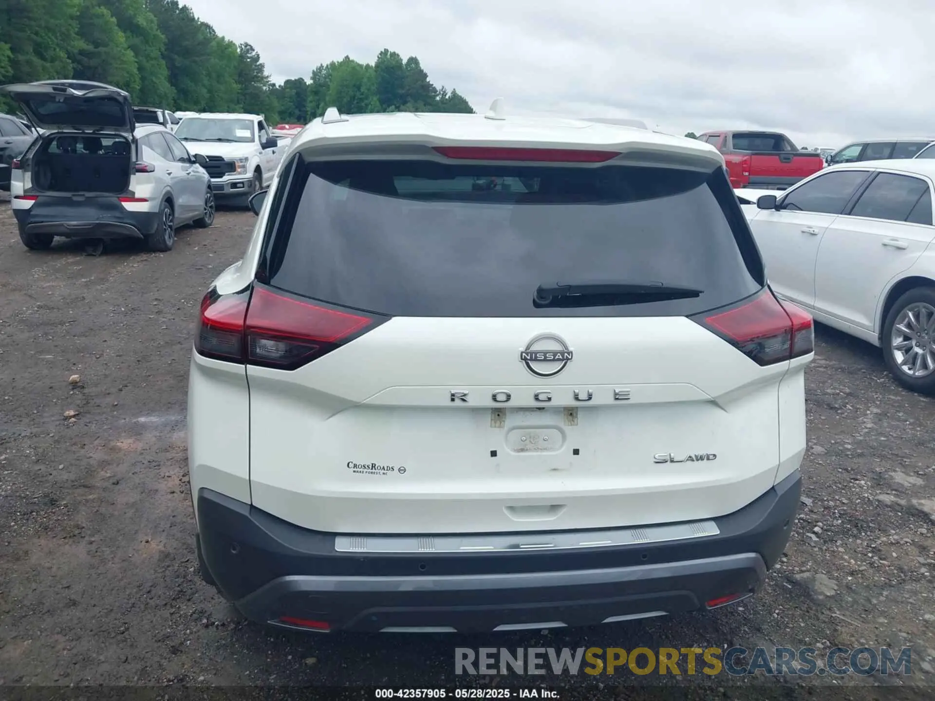 16 Photograph of a damaged car 5N1BT3CB2PC840297 NISSAN ROGUE 2023