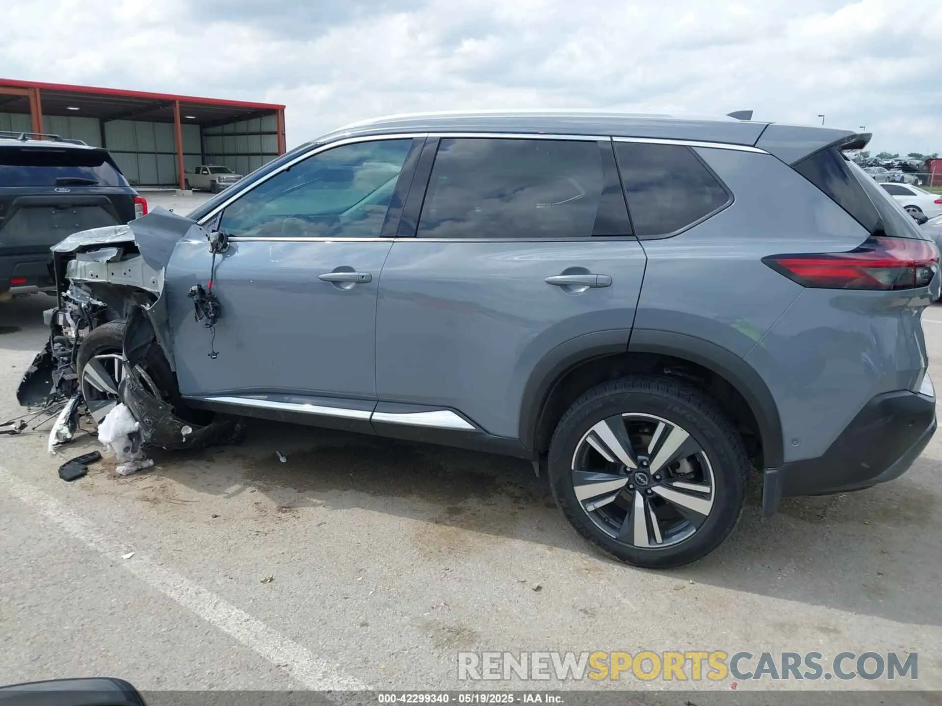 14 Photograph of a damaged car 5N1BT3CB3PC753847 NISSAN ROGUE 2023