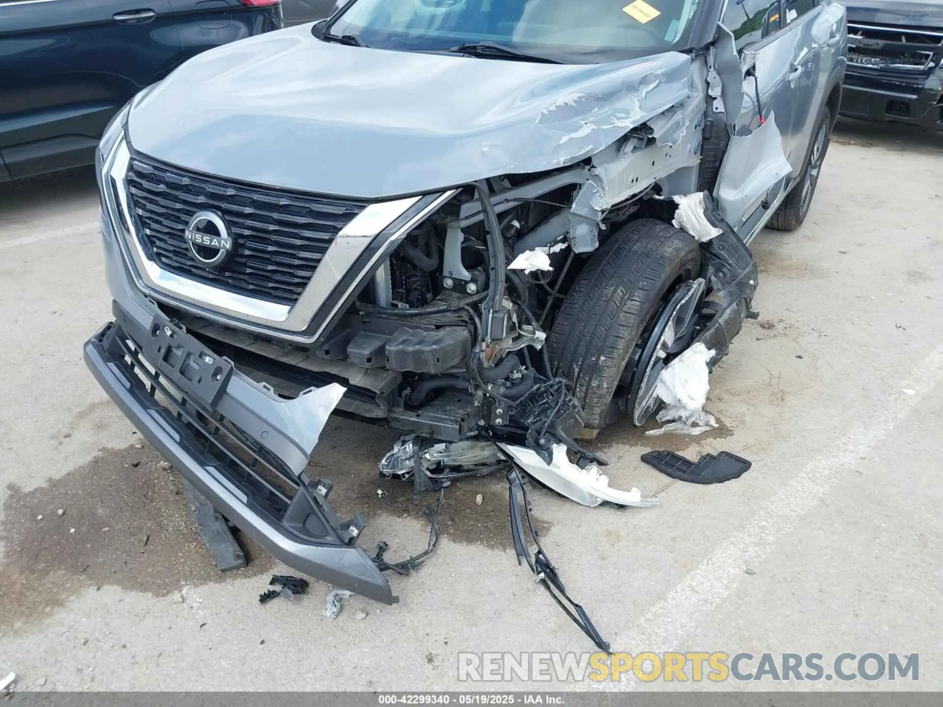 18 Photograph of a damaged car 5N1BT3CB3PC753847 NISSAN ROGUE 2023