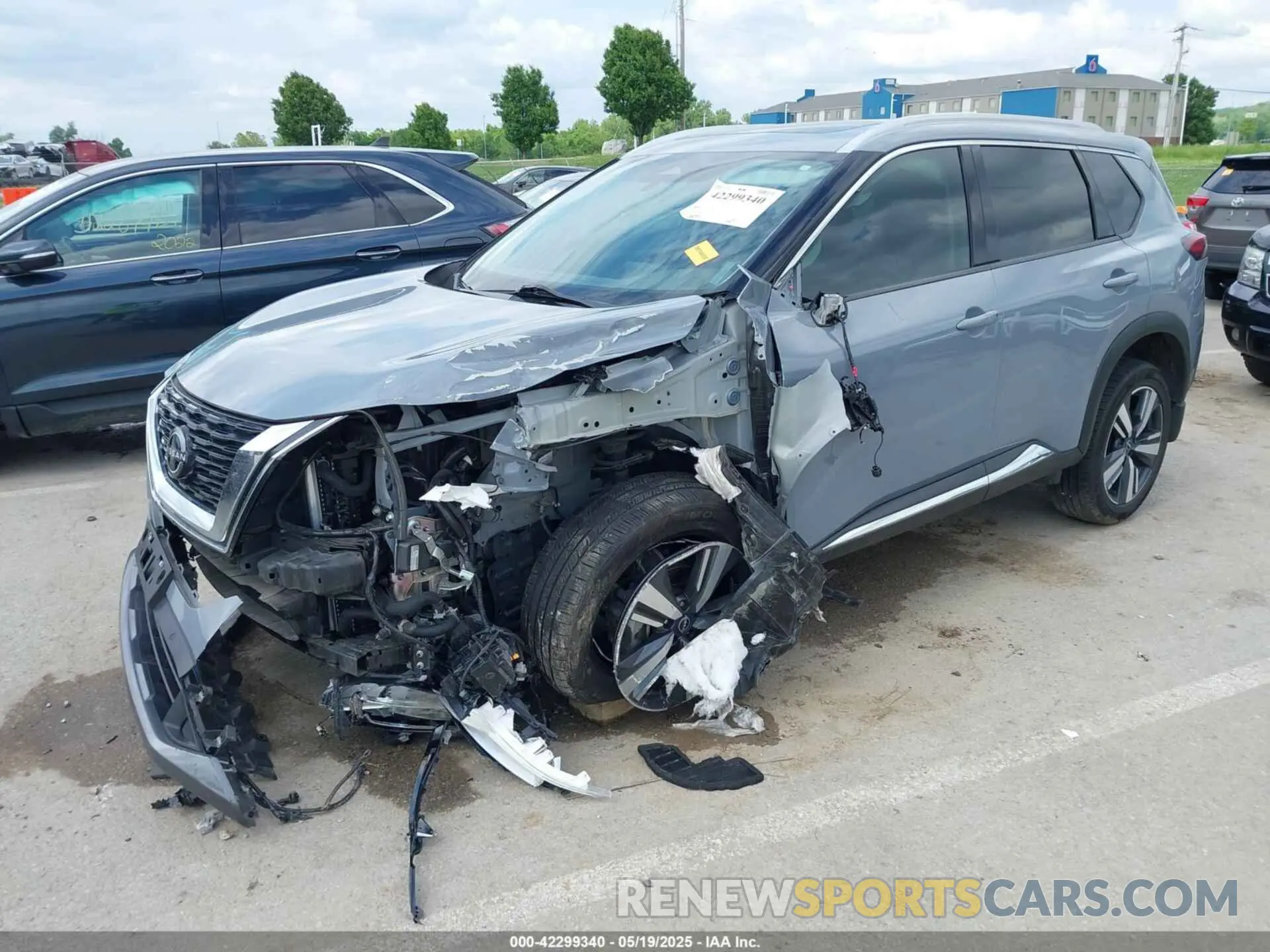 2 Photograph of a damaged car 5N1BT3CB3PC753847 NISSAN ROGUE 2023