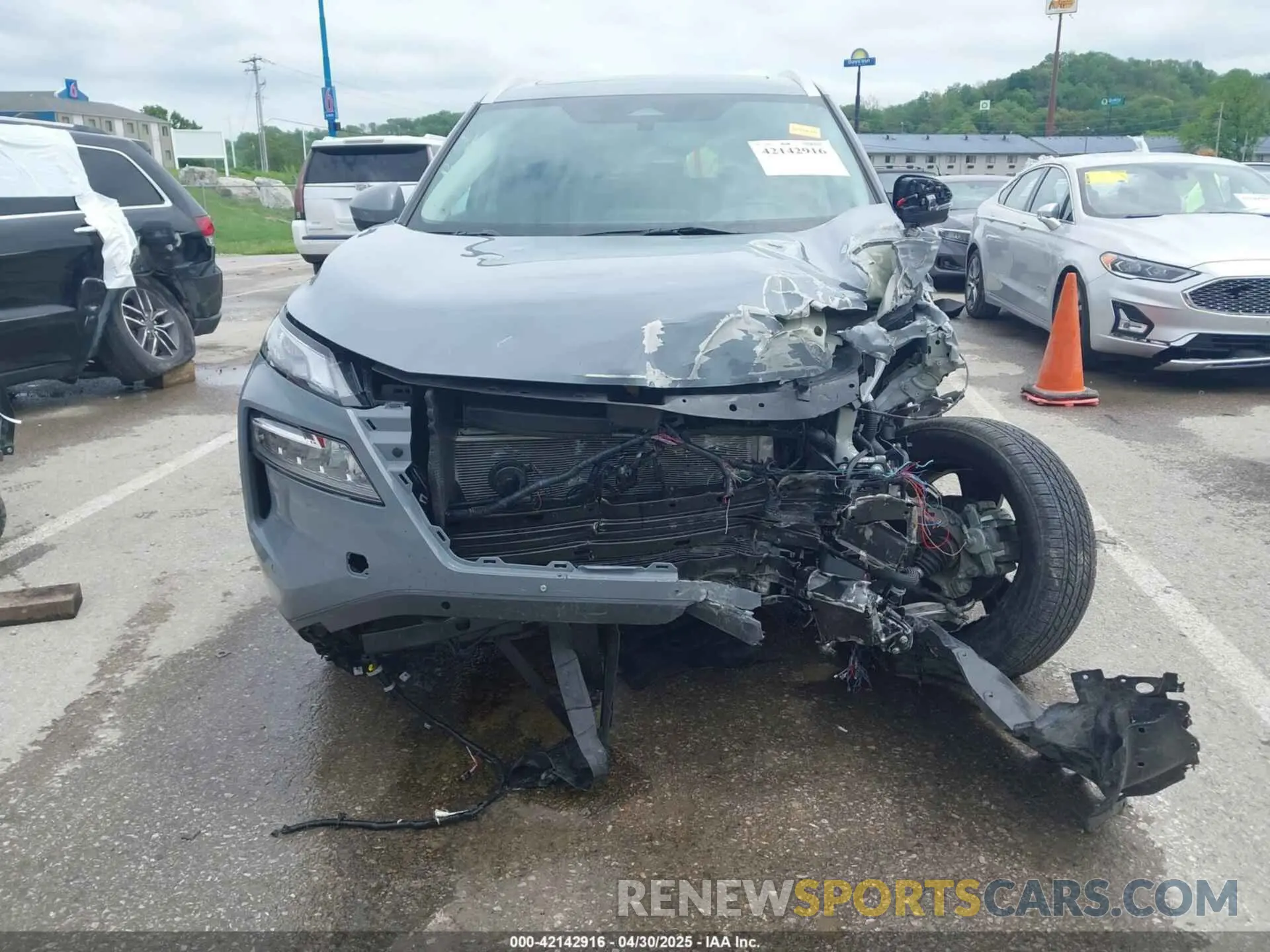 11 Photograph of a damaged car 5N1BT3CB4PC878517 NISSAN ROGUE 2023