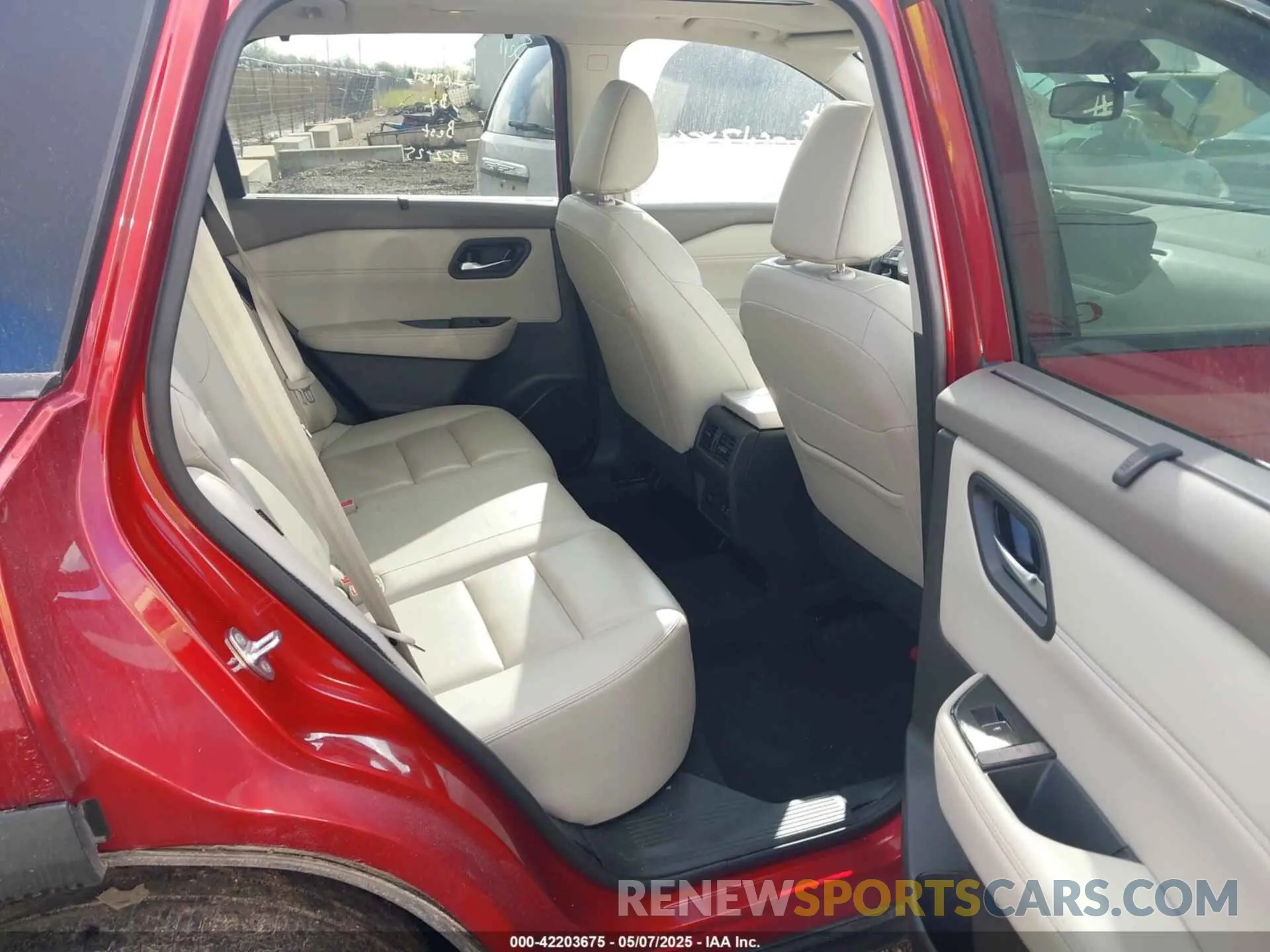 8 Photograph of a damaged car 5N1BT3CB6PC800062 NISSAN ROGUE 2023