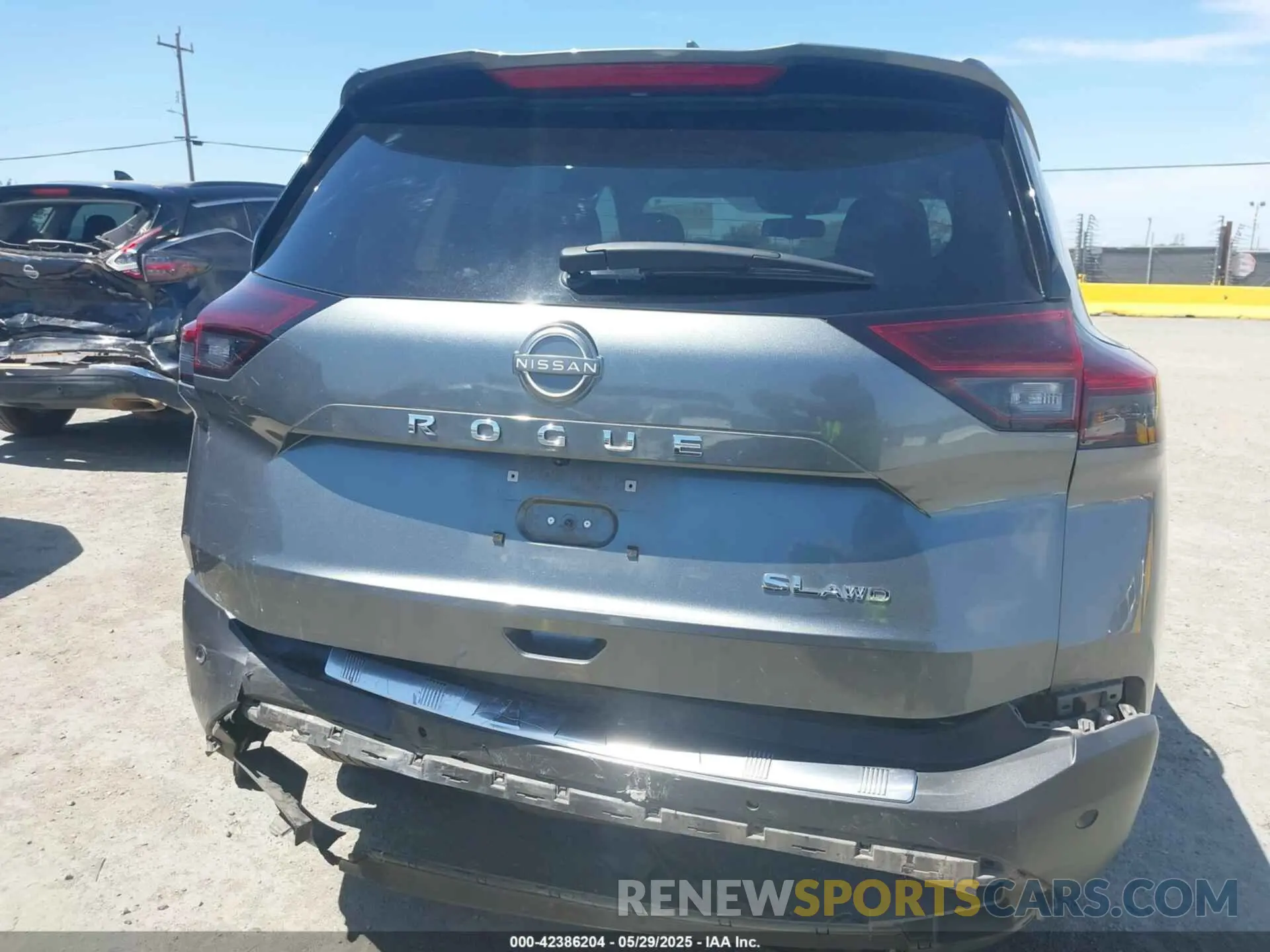 16 Photograph of a damaged car 5N1BT3CB7PC823141 NISSAN ROGUE 2023