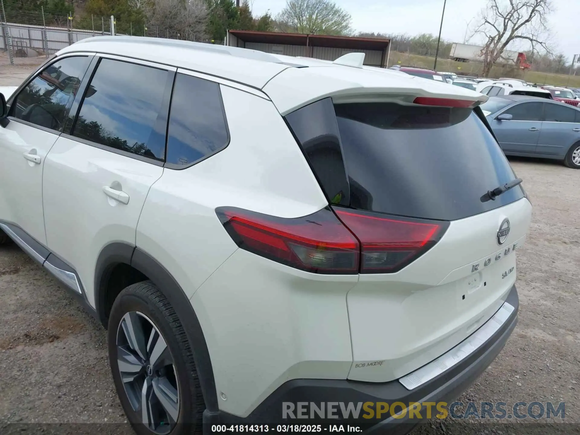 3 Photograph of a damaged car 5N1BT3CB7PC907265 NISSAN ROGUE 2023