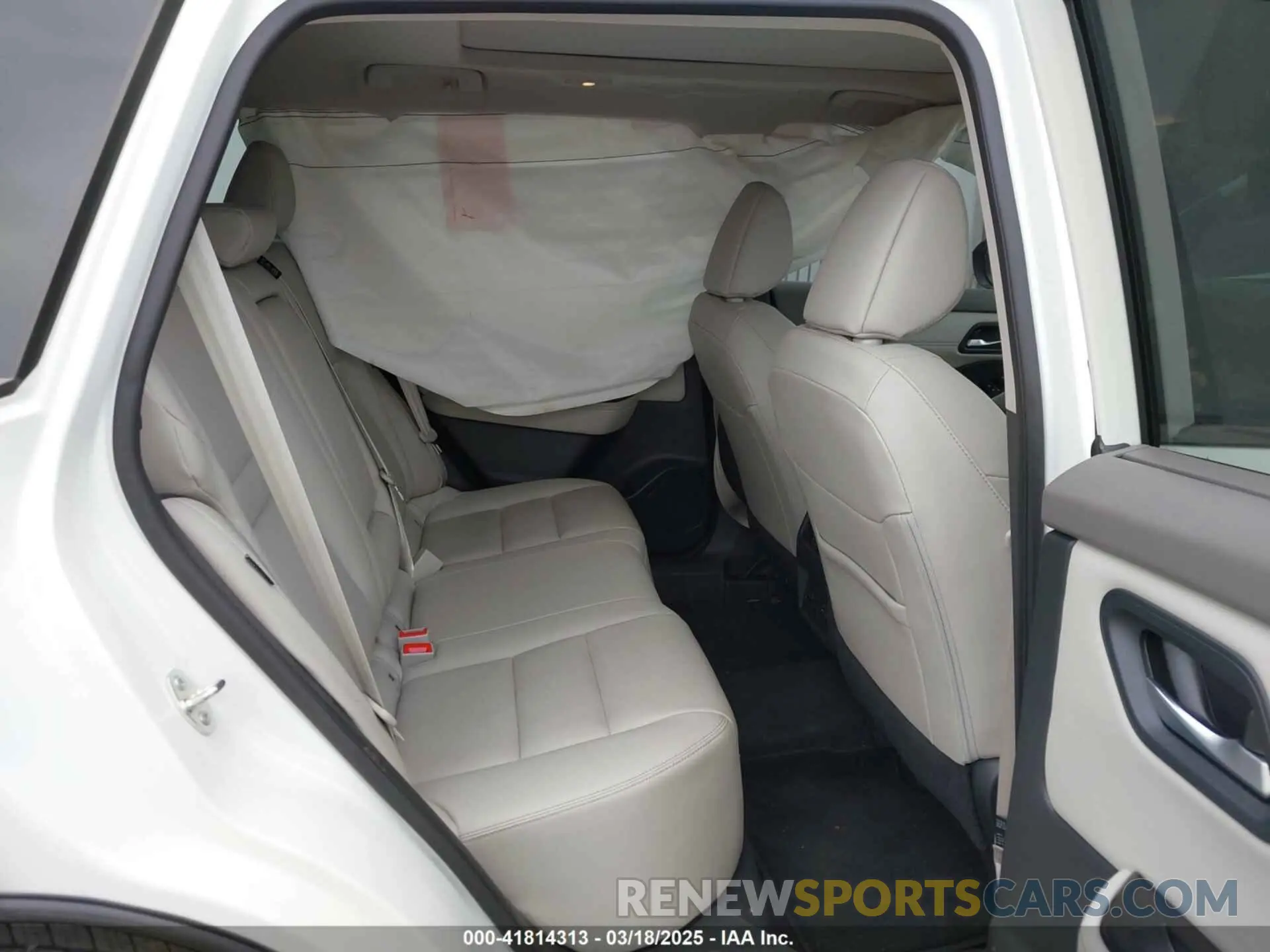 8 Photograph of a damaged car 5N1BT3CB7PC907265 NISSAN ROGUE 2023