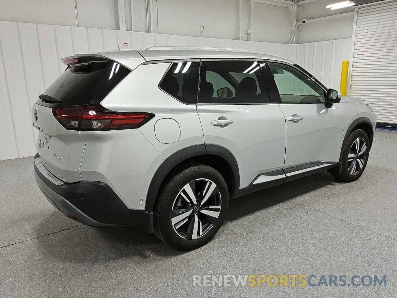 3 Photograph of a damaged car 5N1BT3CB8PC748093 NISSAN ROGUE 2023