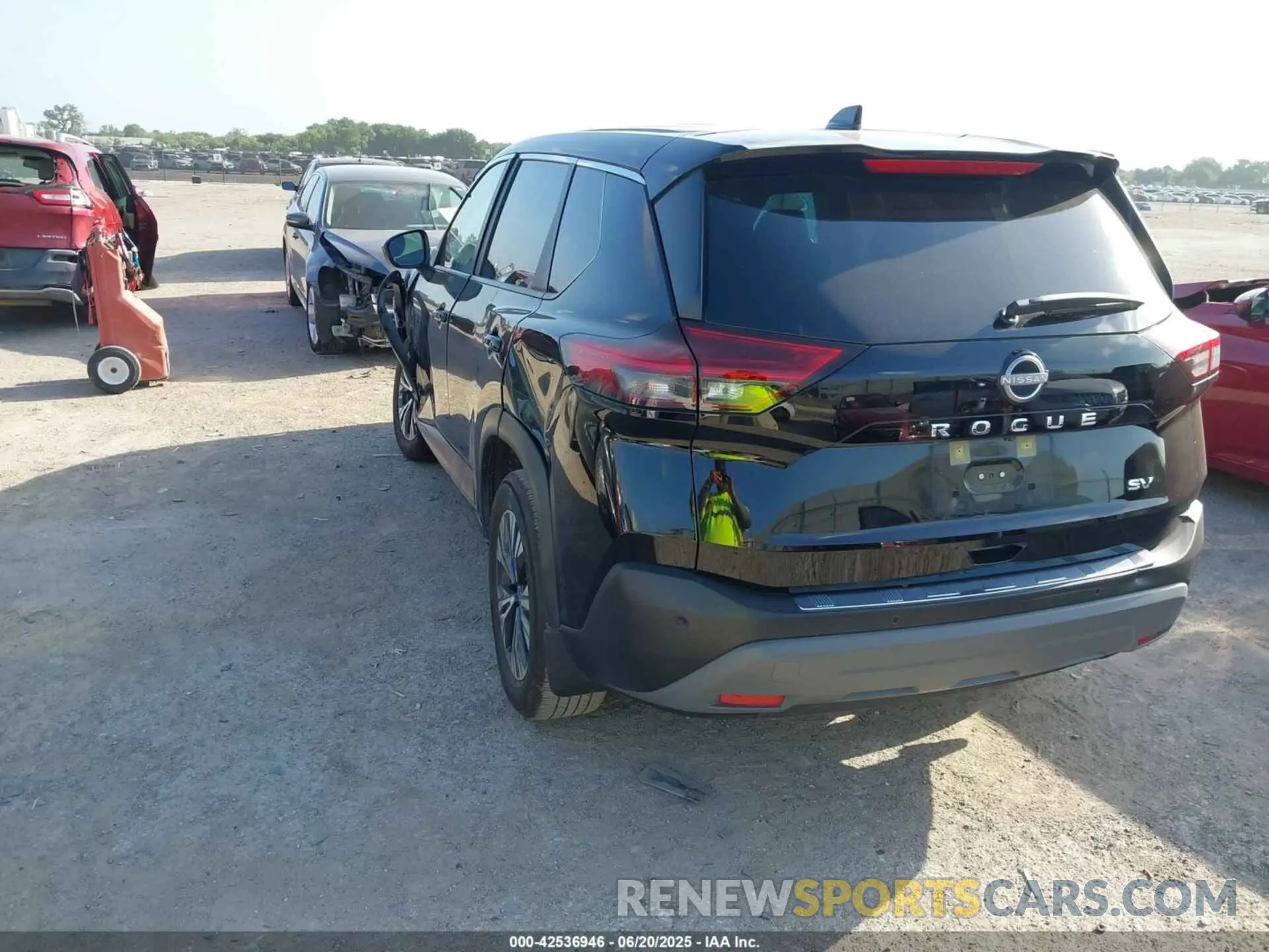 3 Photograph of a damaged car JN8BT3BA1PW421910 NISSAN ROGUE 2023