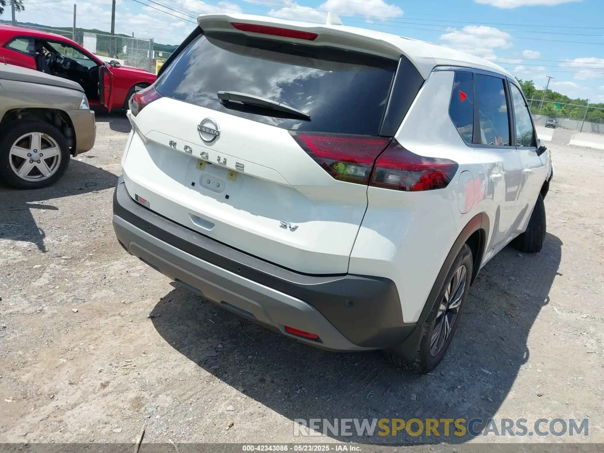 4 Photograph of a damaged car JN8BT3BA1PW430588 NISSAN ROGUE 2023