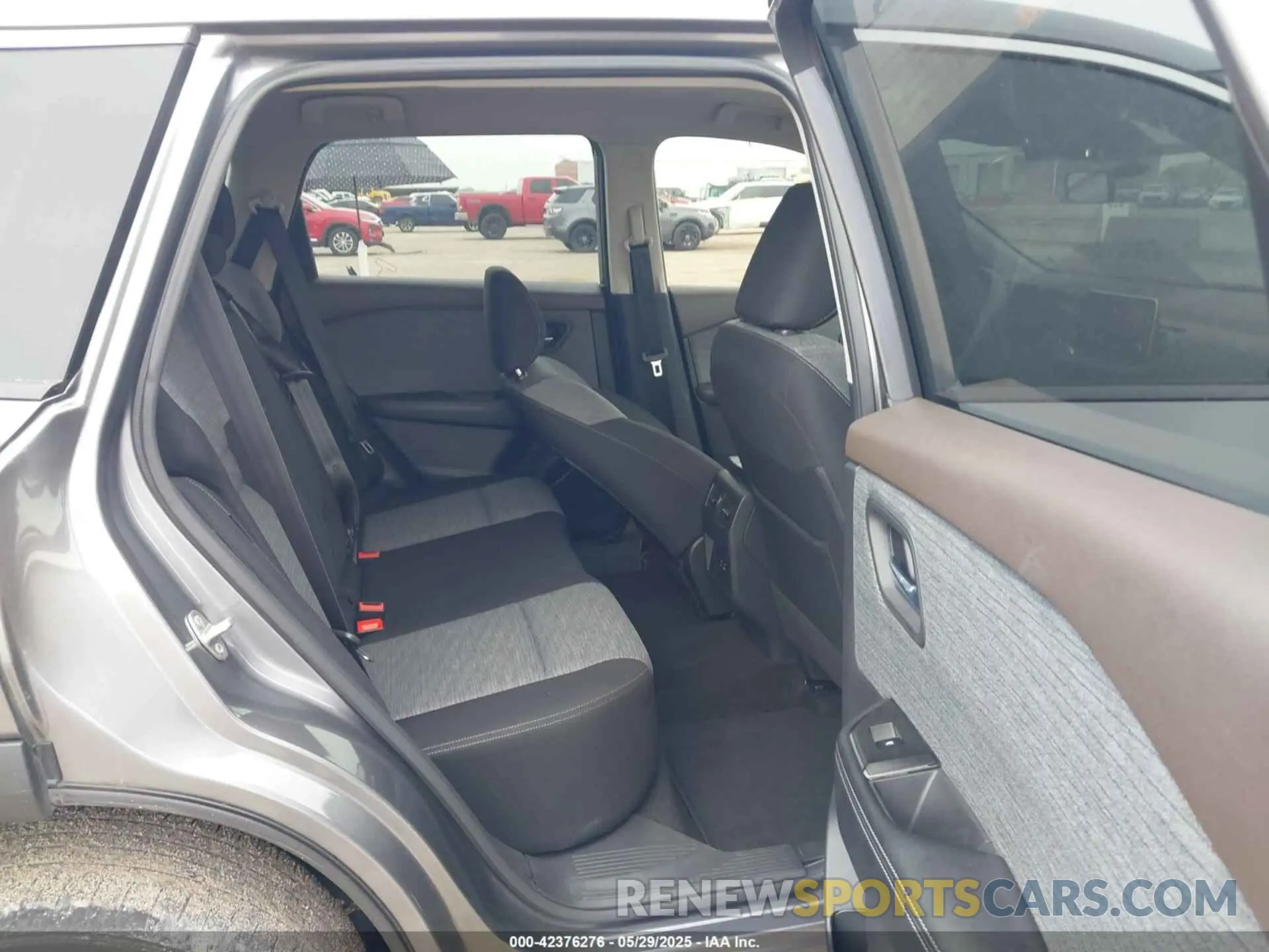 8 Photograph of a damaged car JN8BT3BA3PW408009 NISSAN ROGUE 2023