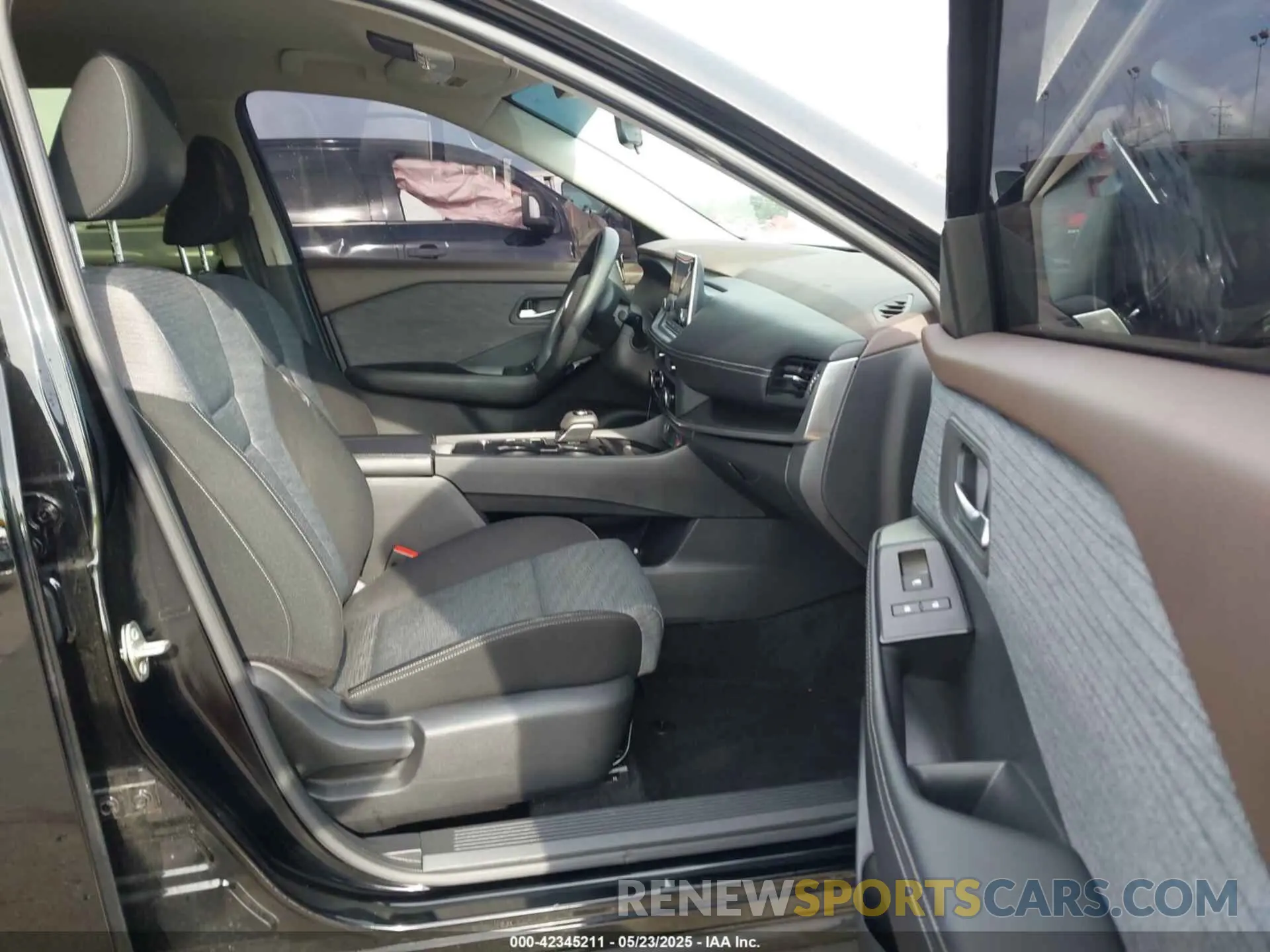 5 Photograph of a damaged car JN8BT3BA3PW418359 NISSAN ROGUE 2023