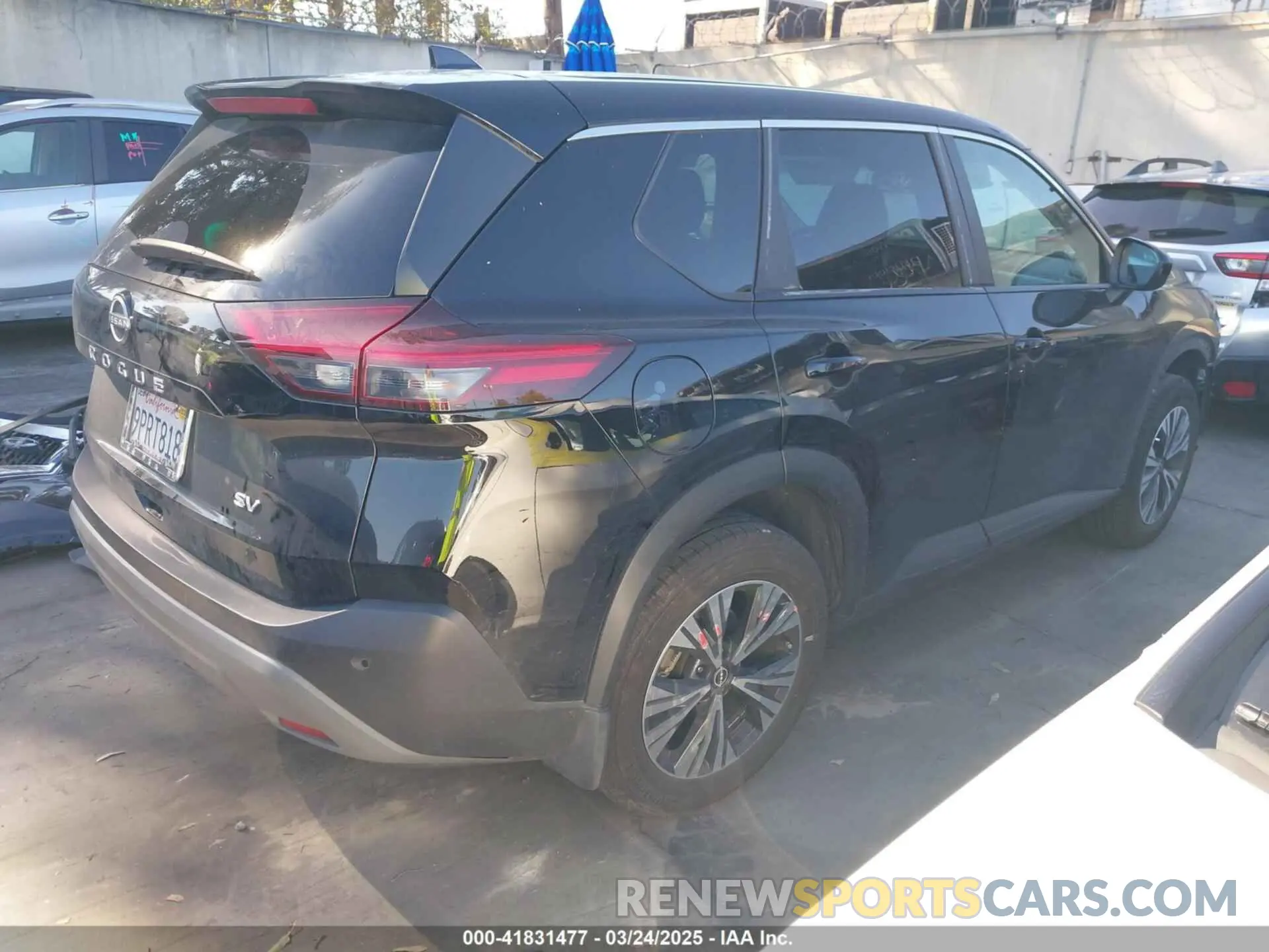 4 Photograph of a damaged car JN8BT3BA3PW433895 NISSAN ROGUE 2023