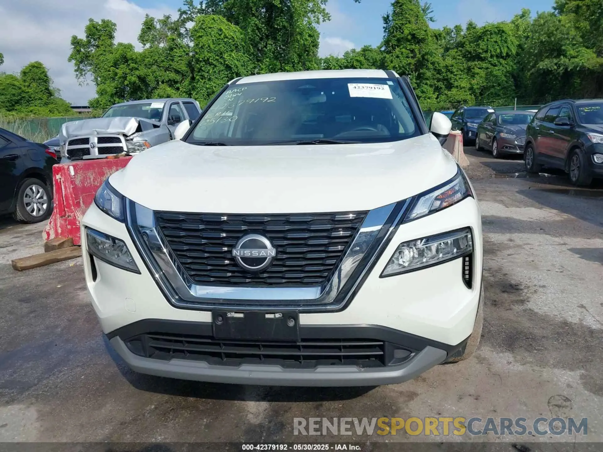 12 Photograph of a damaged car JN8BT3BA4PW414742 NISSAN ROGUE 2023