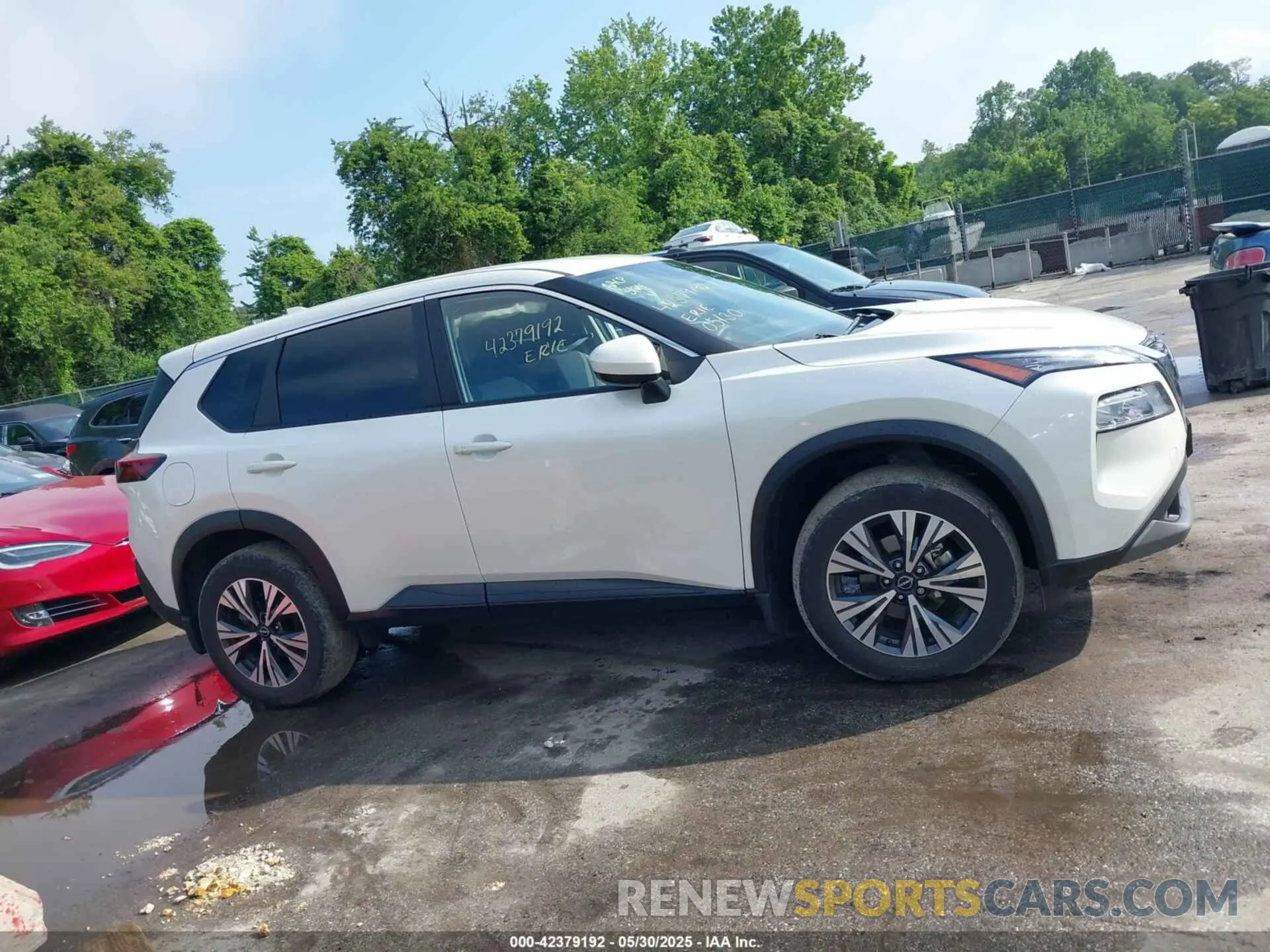 13 Photograph of a damaged car JN8BT3BA4PW414742 NISSAN ROGUE 2023