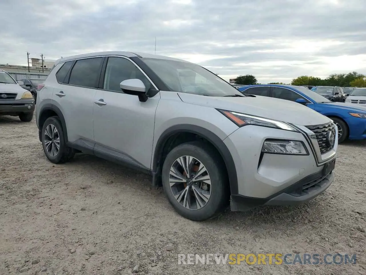 4 Photograph of a damaged car JN8BT3BA4PW417771 NISSAN ROGUE 2023