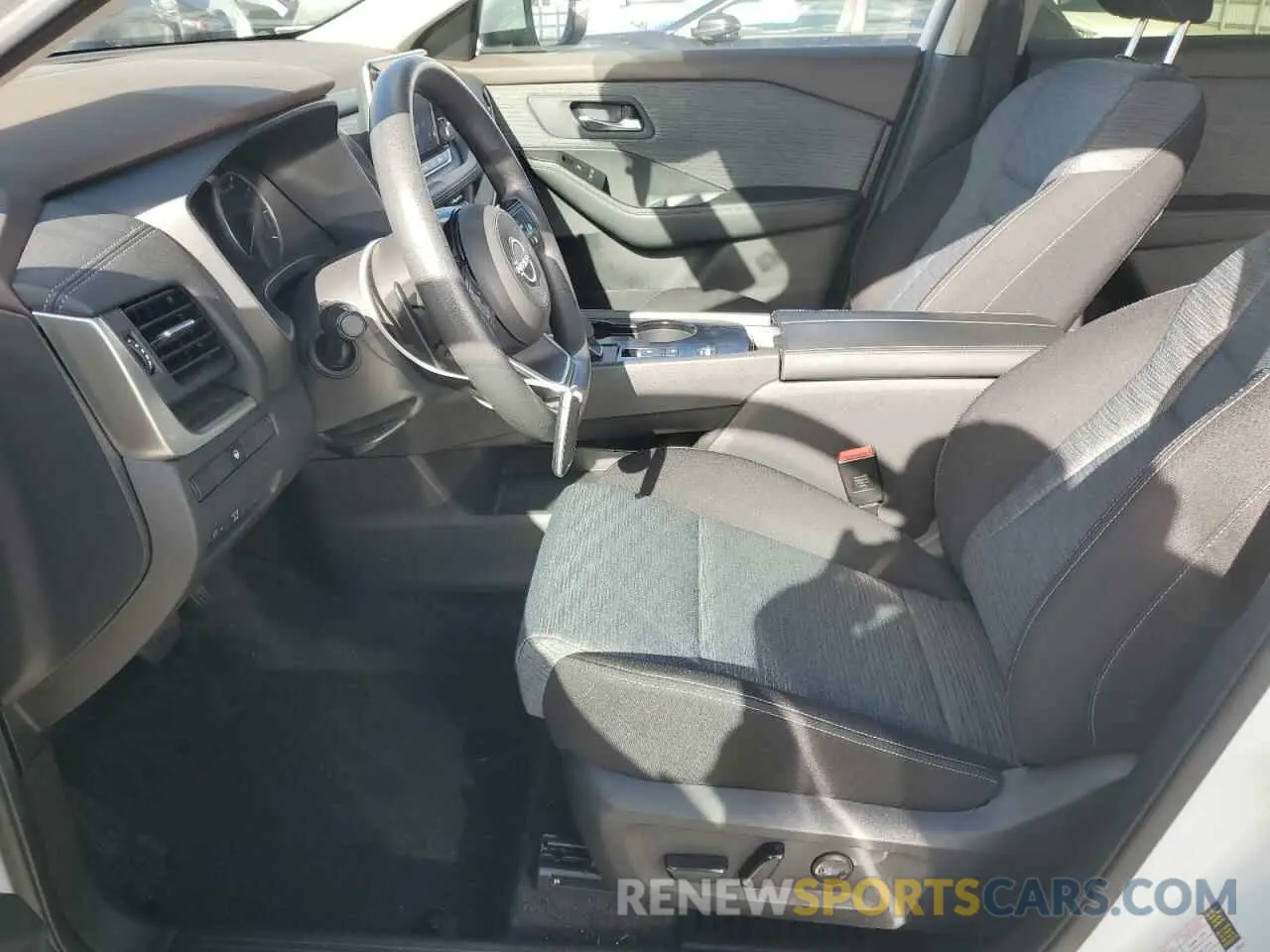7 Photograph of a damaged car JN8BT3BA4PW424526 NISSAN ROGUE 2023