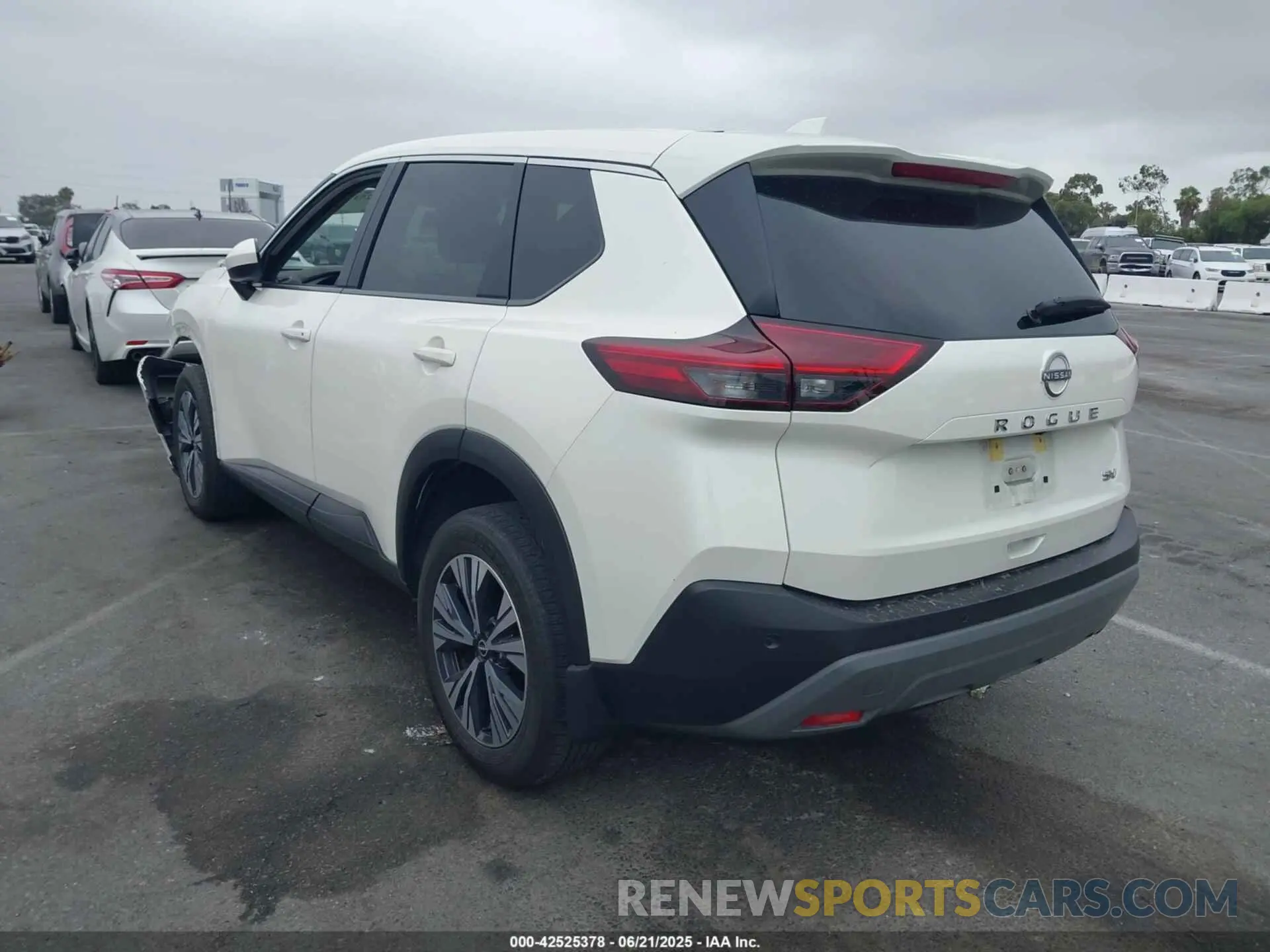 3 Photograph of a damaged car JN8BT3BA4PW431296 NISSAN ROGUE 2023