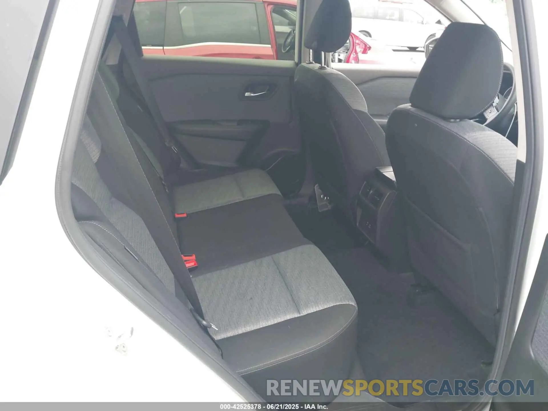 8 Photograph of a damaged car JN8BT3BA4PW431296 NISSAN ROGUE 2023