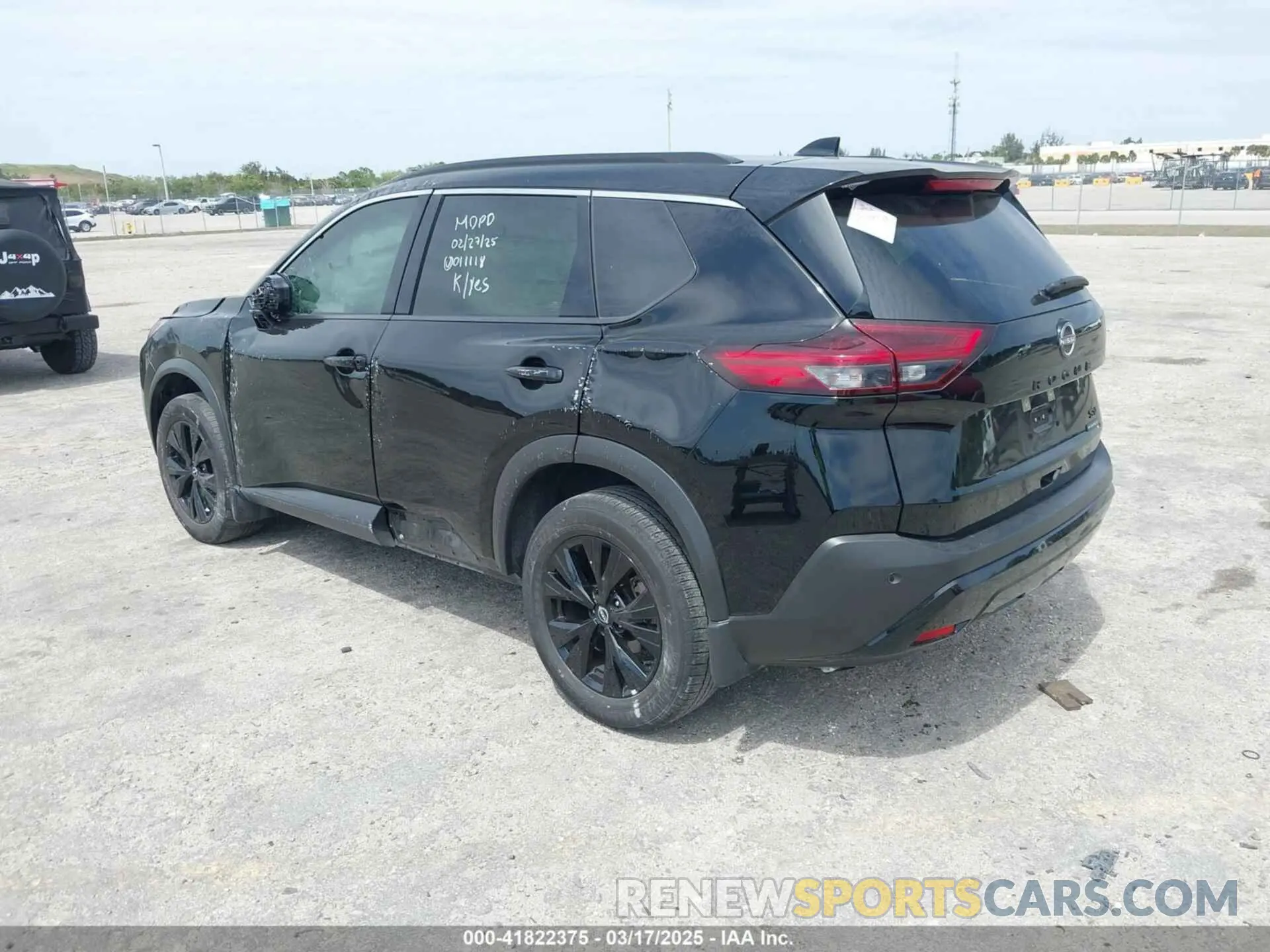 3 Photograph of a damaged car JN8BT3BA6PW011118 NISSAN ROGUE 2023