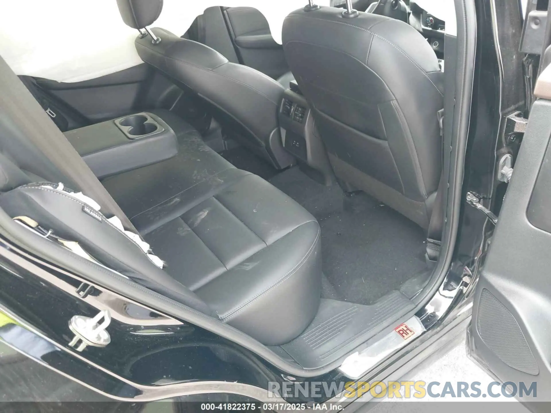 8 Photograph of a damaged car JN8BT3BA6PW011118 NISSAN ROGUE 2023