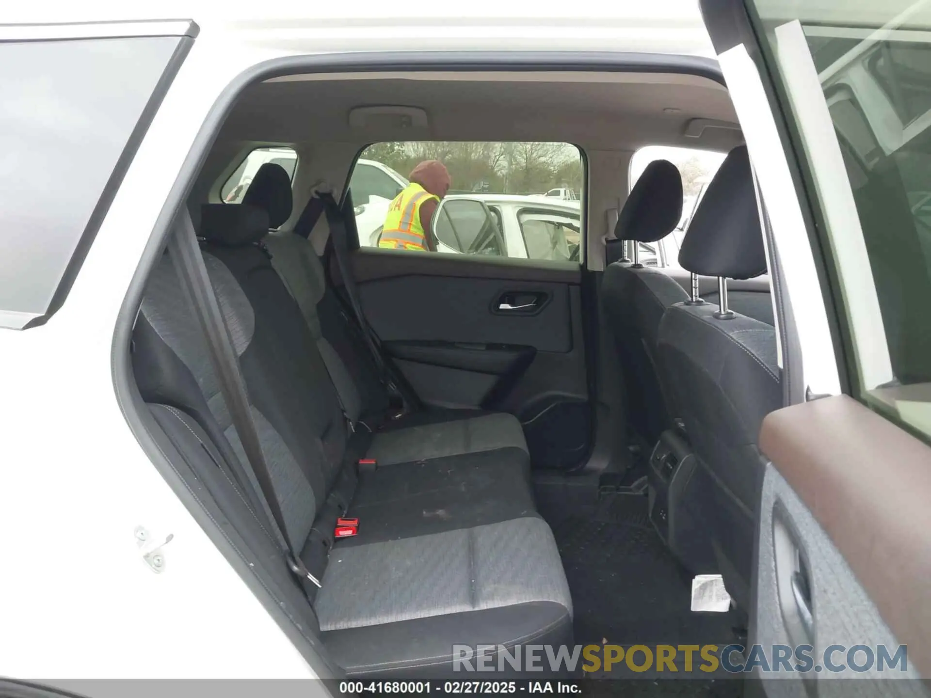 8 Photograph of a damaged car JN8BT3BA7PW008745 NISSAN ROGUE 2023
