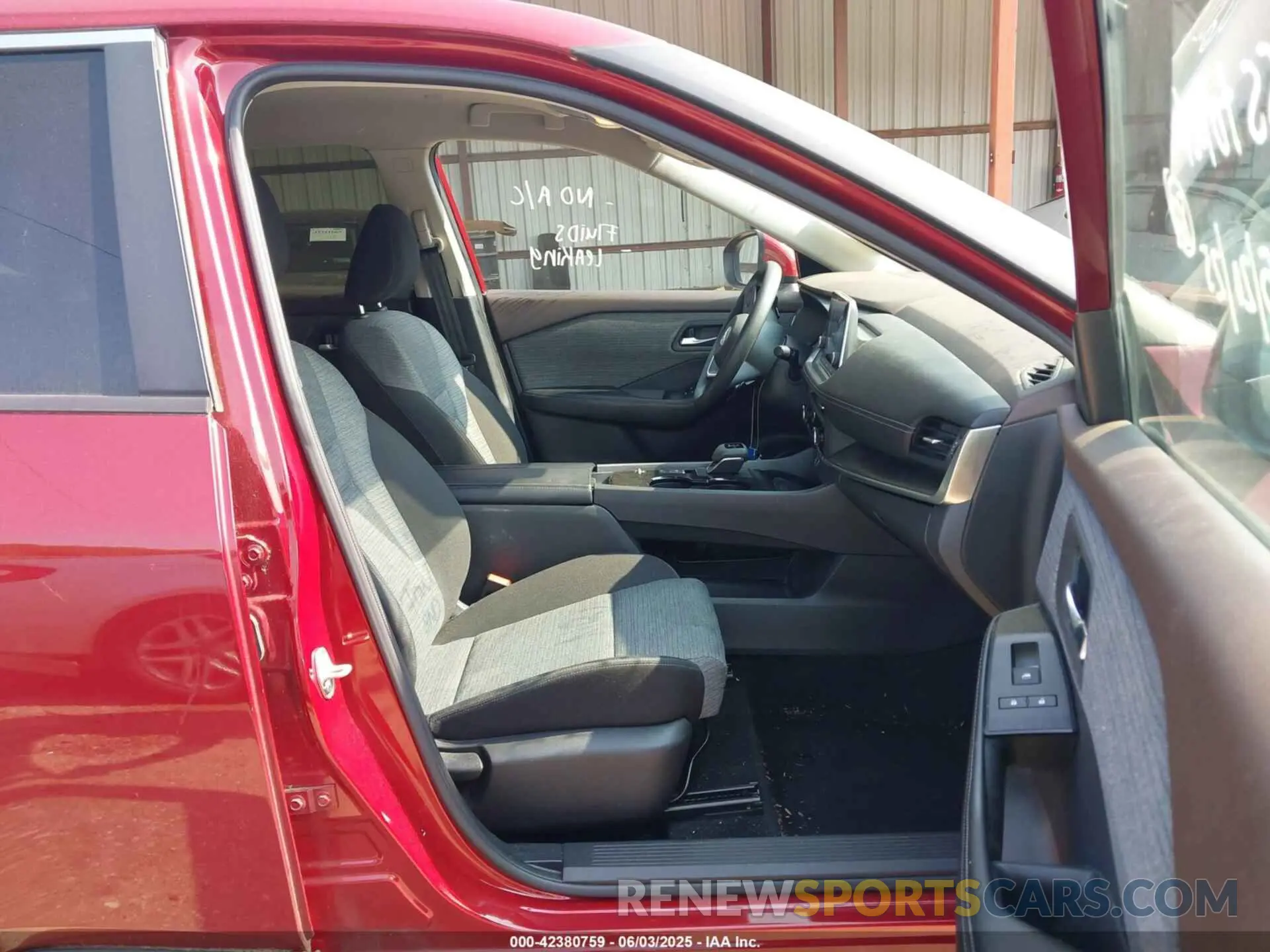 5 Photograph of a damaged car JN8BT3BA7PW008910 NISSAN ROGUE 2023