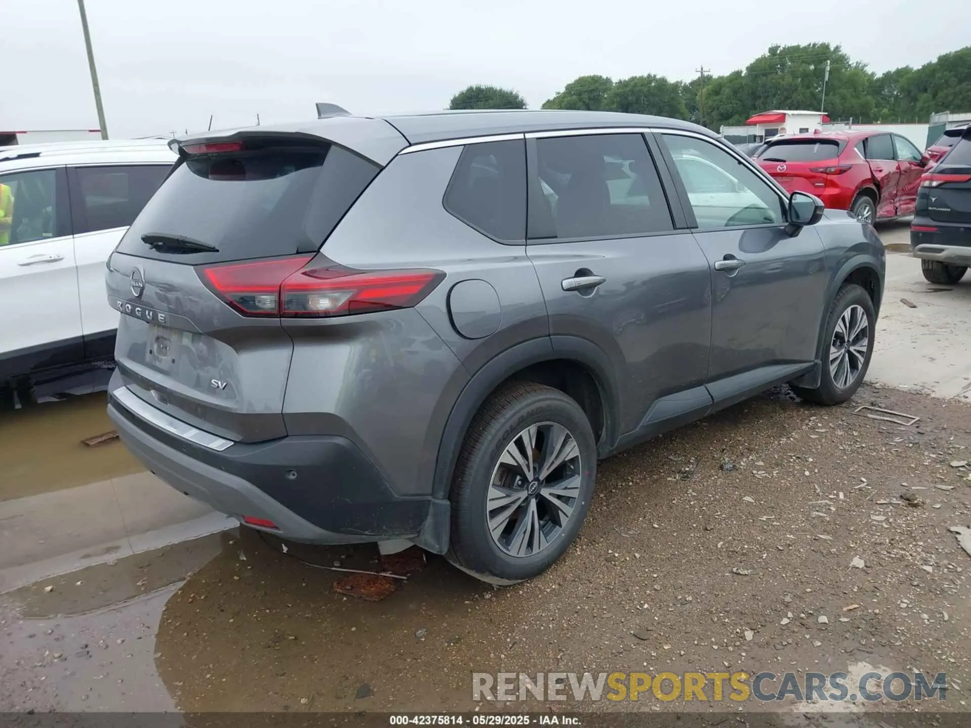 4 Photograph of a damaged car JN8BT3BA7PW406702 NISSAN ROGUE 2023