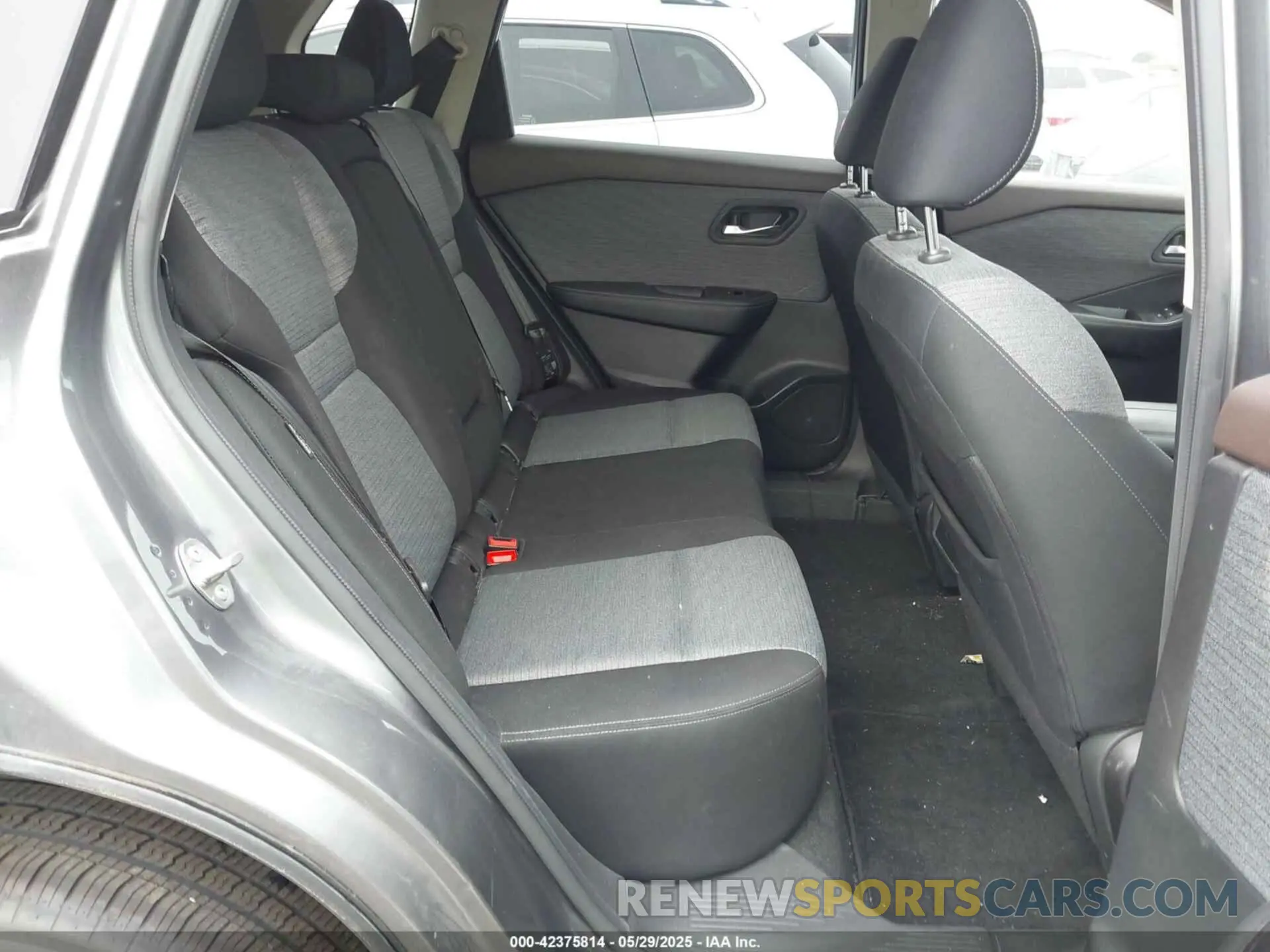 8 Photograph of a damaged car JN8BT3BA7PW406702 NISSAN ROGUE 2023