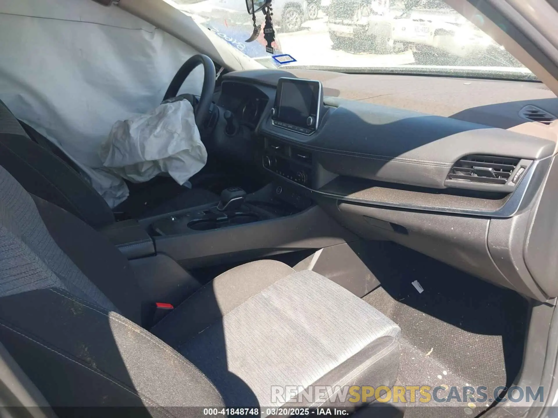 5 Photograph of a damaged car JN8BT3BA7PW415755 NISSAN ROGUE 2023