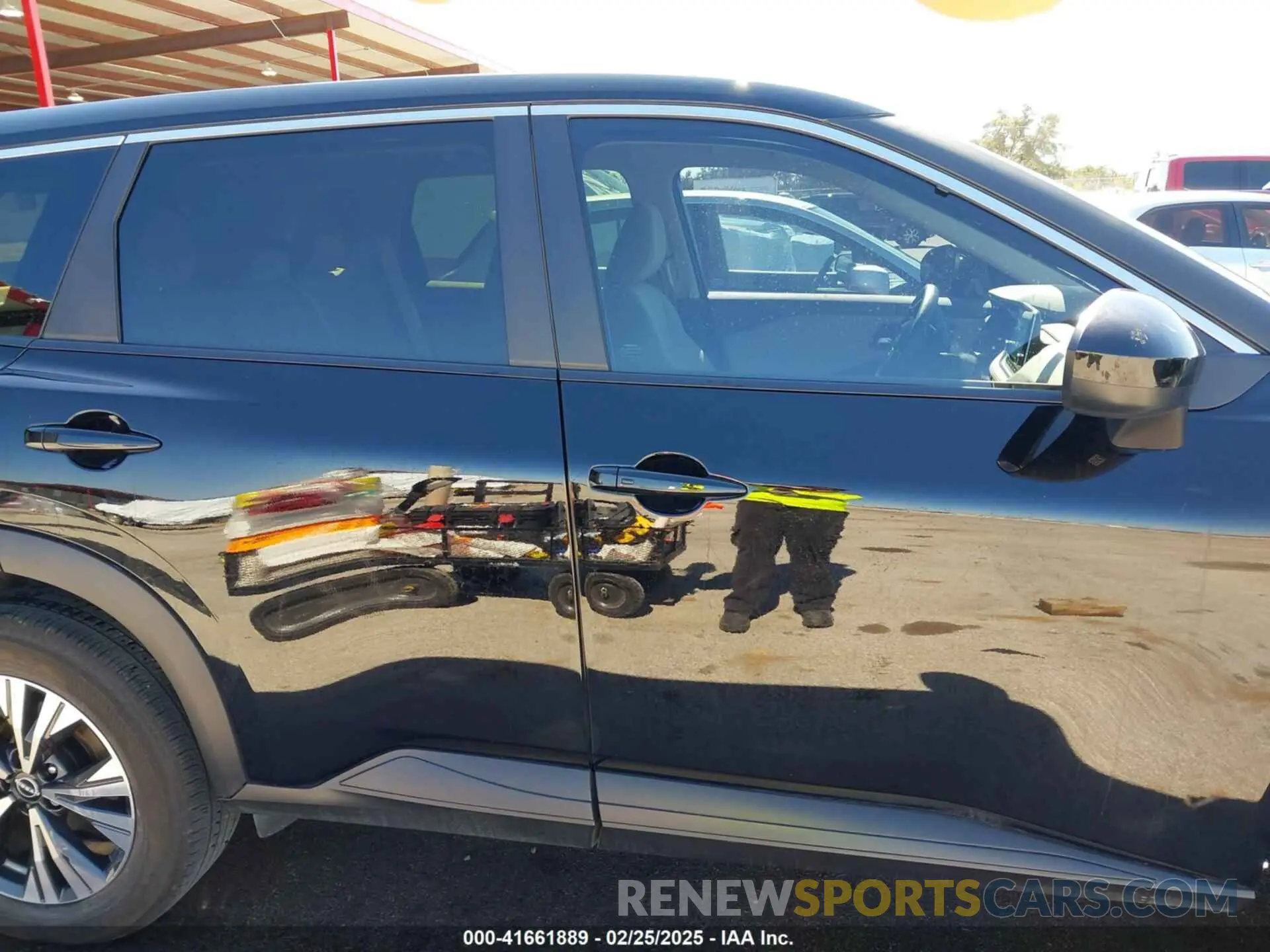 14 Photograph of a damaged car JN8BT3BA9PW431875 NISSAN ROGUE 2023