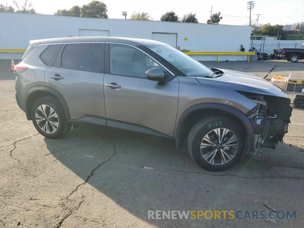 4 Photograph of a damaged car JN8BT3BAXPW407441 NISSAN ROGUE 2023