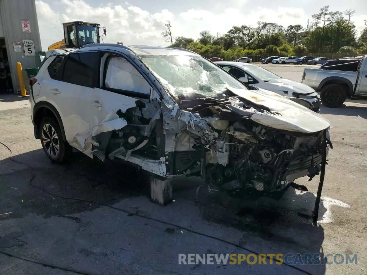 4 Photograph of a damaged car JN8BT3BB0PW353074 NISSAN ROGUE 2023