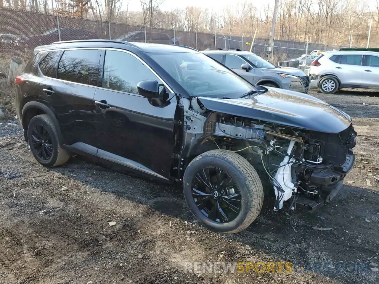 4 Photograph of a damaged car JN8BT3BB1PW195571 NISSAN ROGUE 2023
