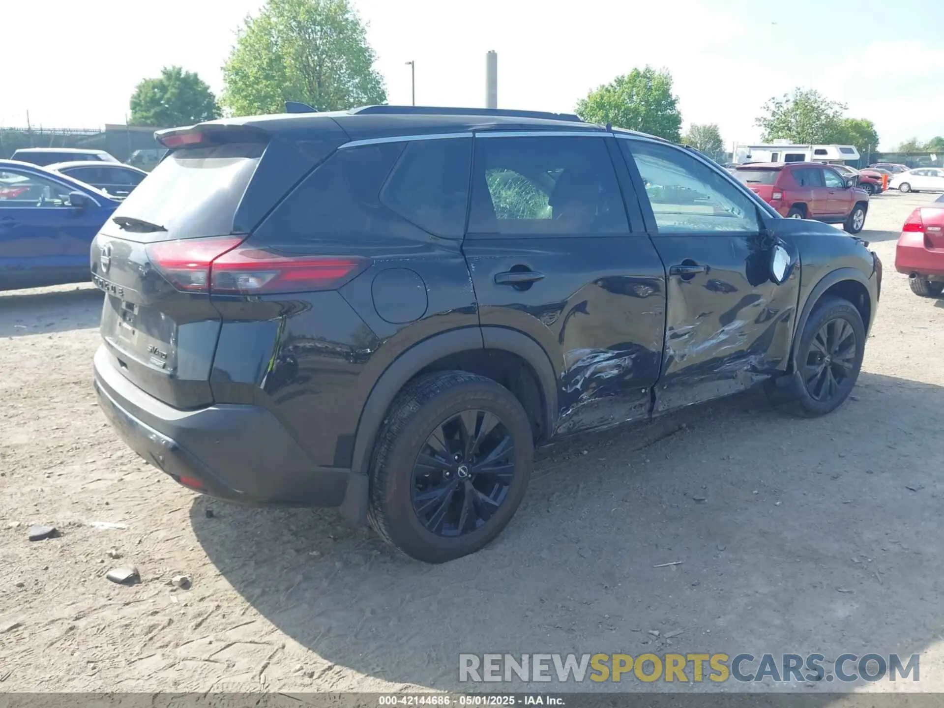 4 Photograph of a damaged car JN8BT3BB1PW214975 NISSAN ROGUE 2023