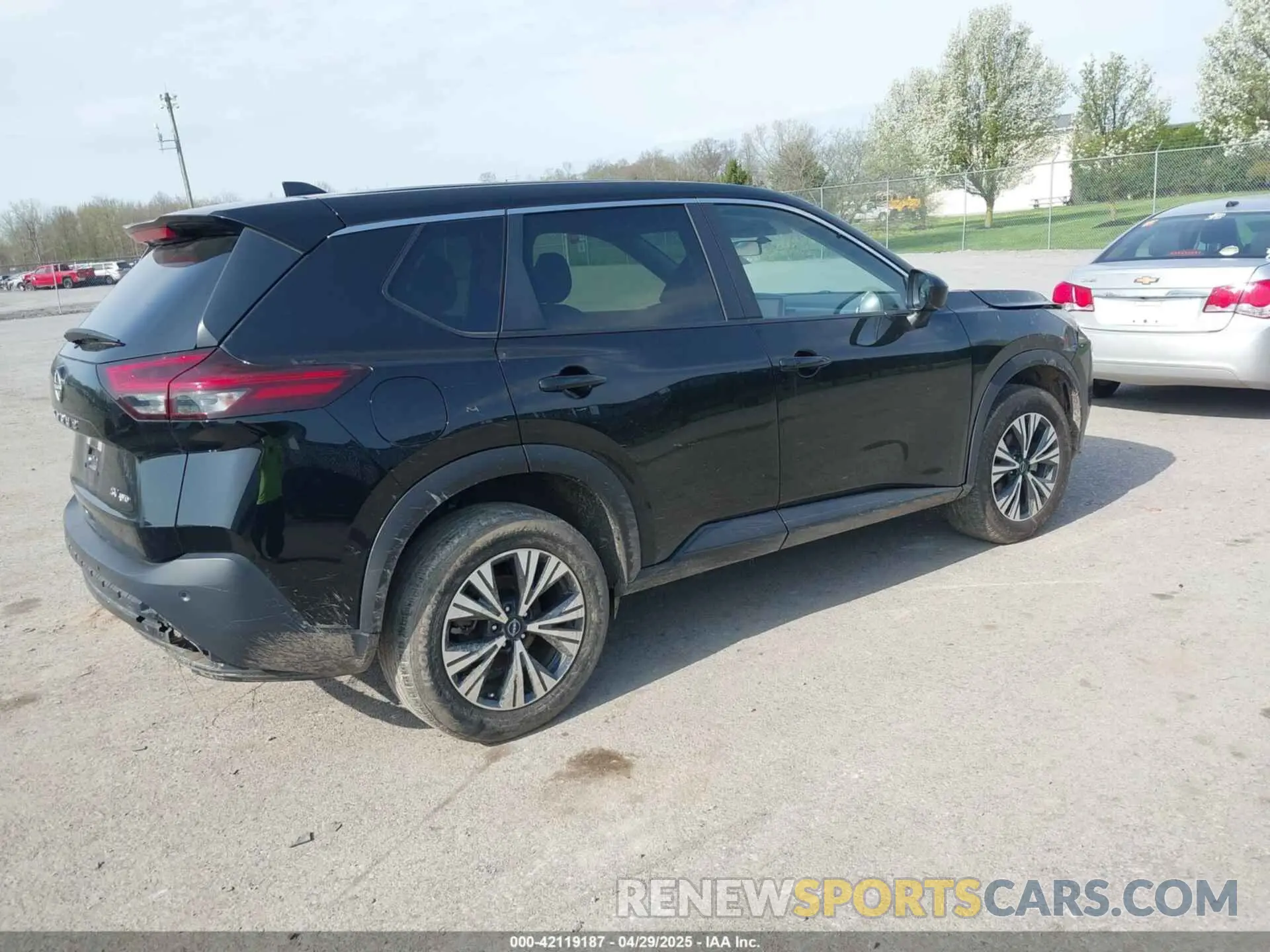 4 Photograph of a damaged car JN8BT3BB1PW480948 NISSAN ROGUE 2023