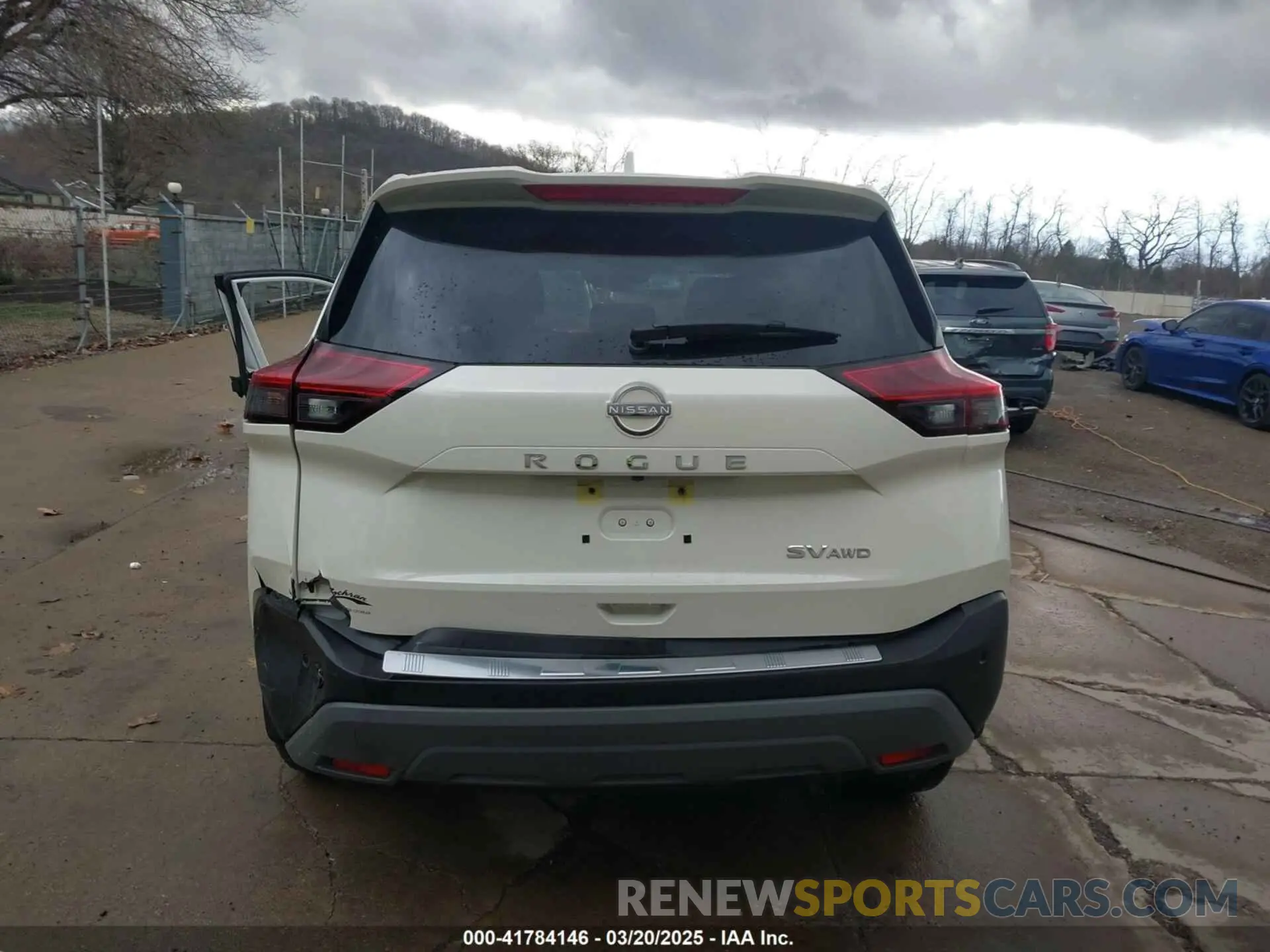 17 Photograph of a damaged car JN8BT3BB1PW486698 NISSAN ROGUE 2023