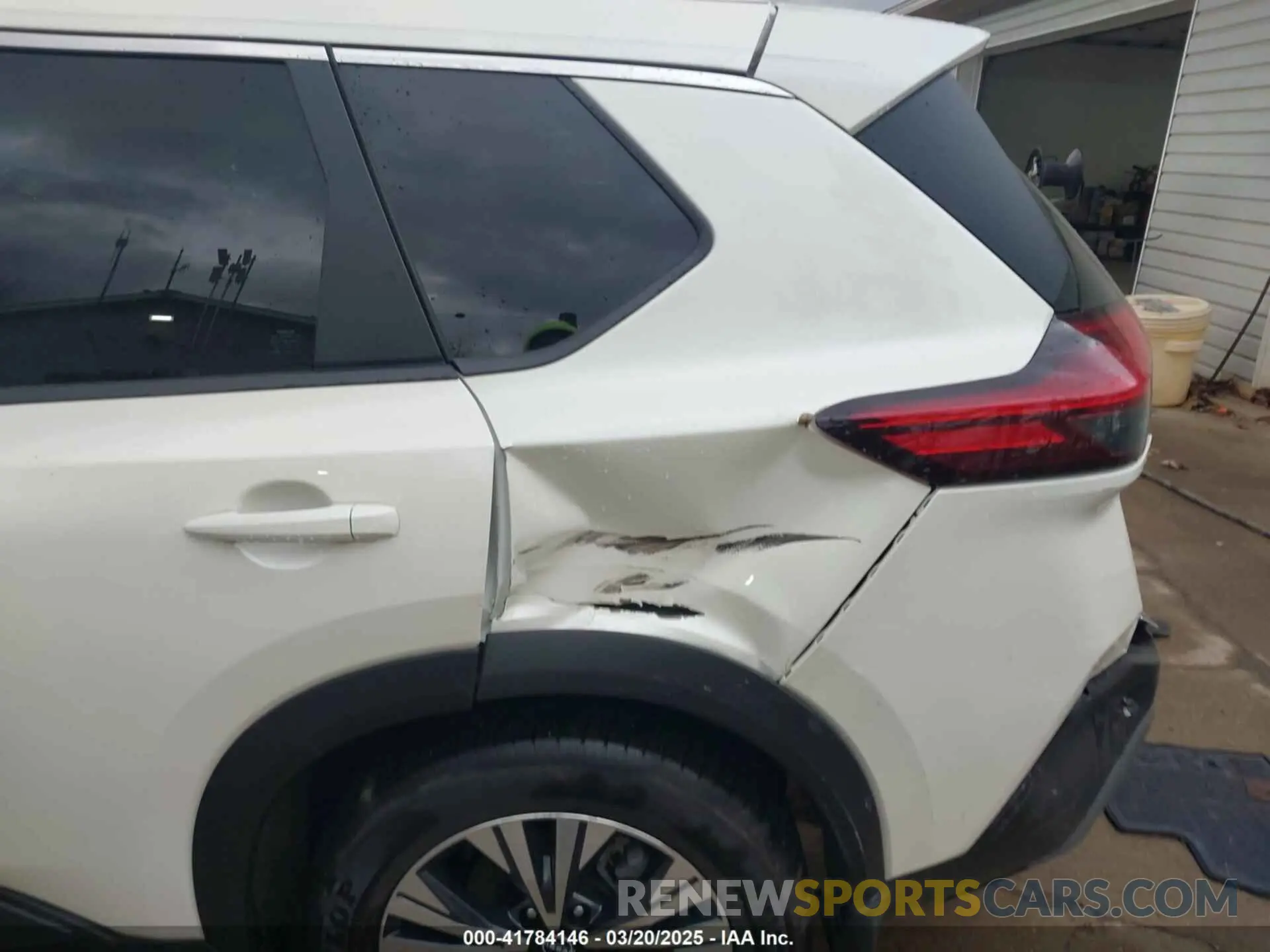 18 Photograph of a damaged car JN8BT3BB1PW486698 NISSAN ROGUE 2023