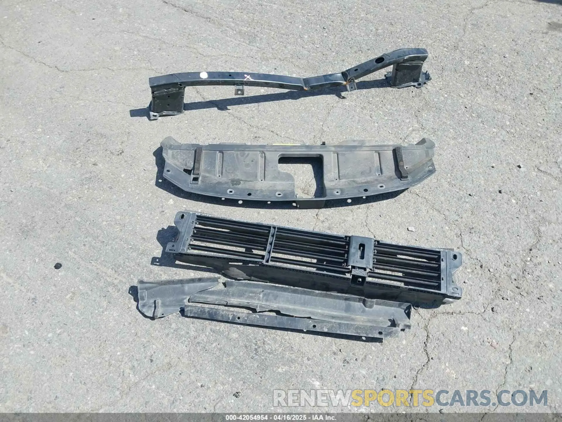 18 Photograph of a damaged car JN8BT3BB2PW481493 NISSAN ROGUE 2023