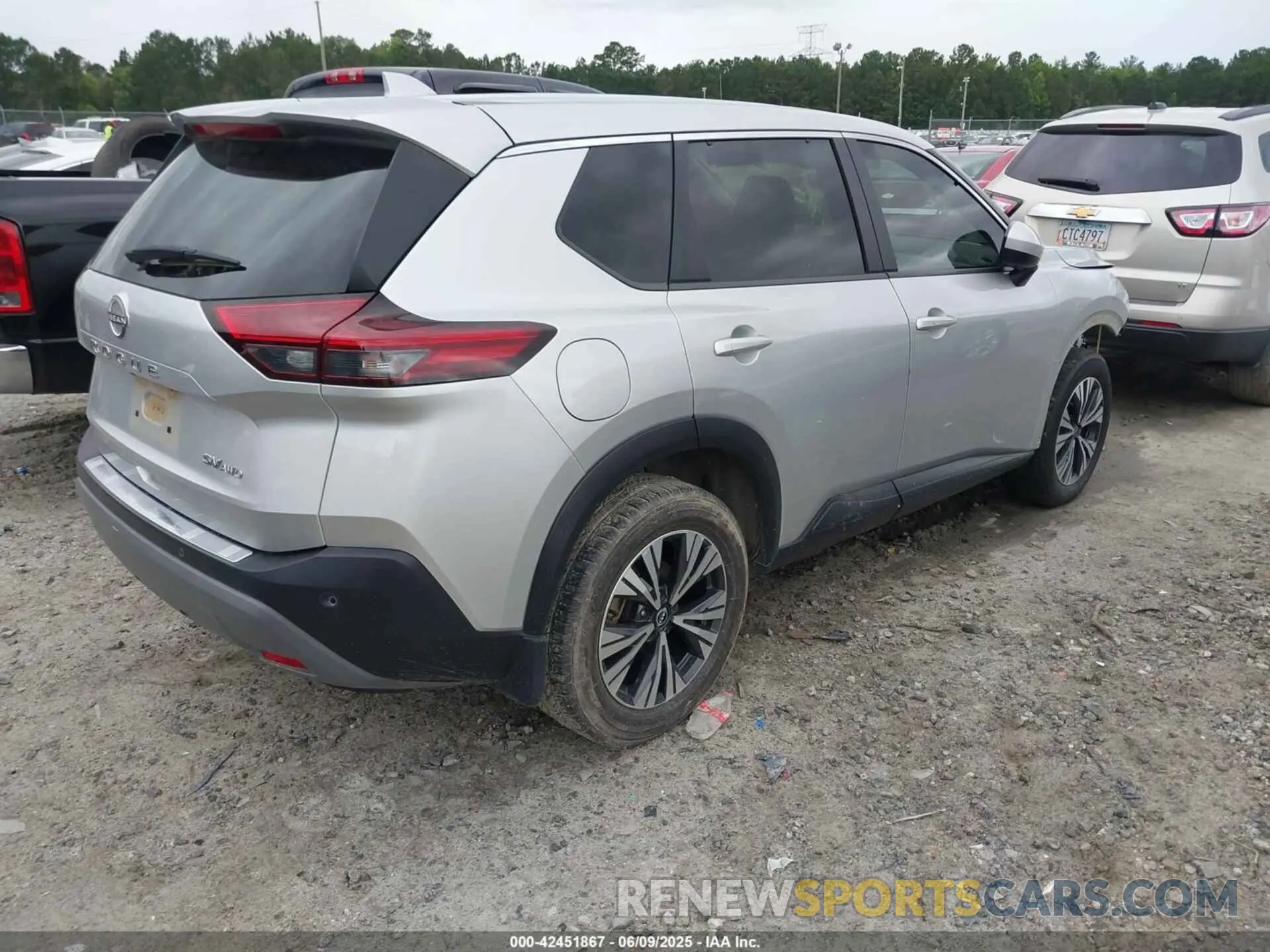4 Photograph of a damaged car JN8BT3BB3PW472513 NISSAN ROGUE 2023