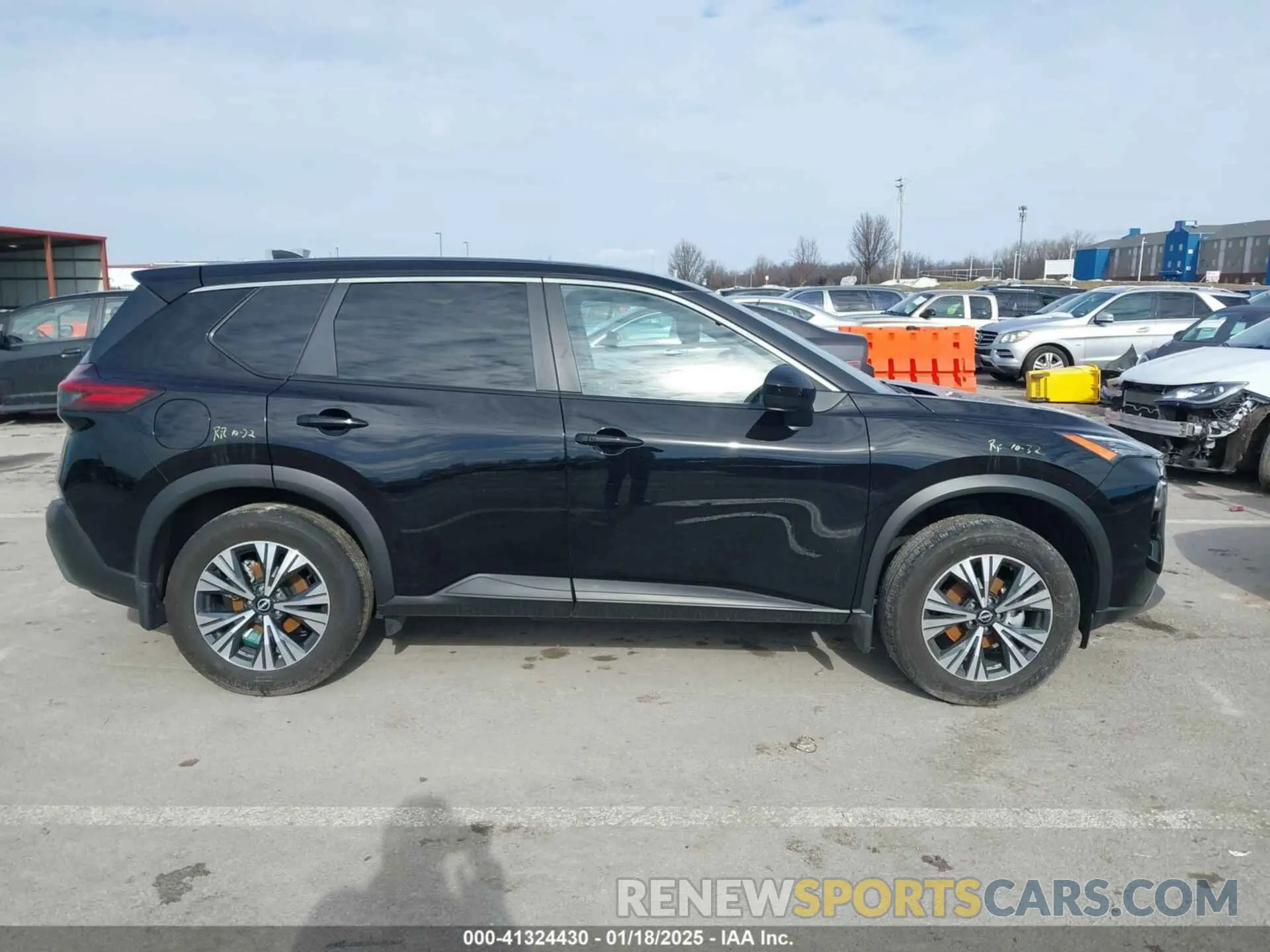 13 Photograph of a damaged car JN8BT3BB3PW498044 NISSAN ROGUE 2023