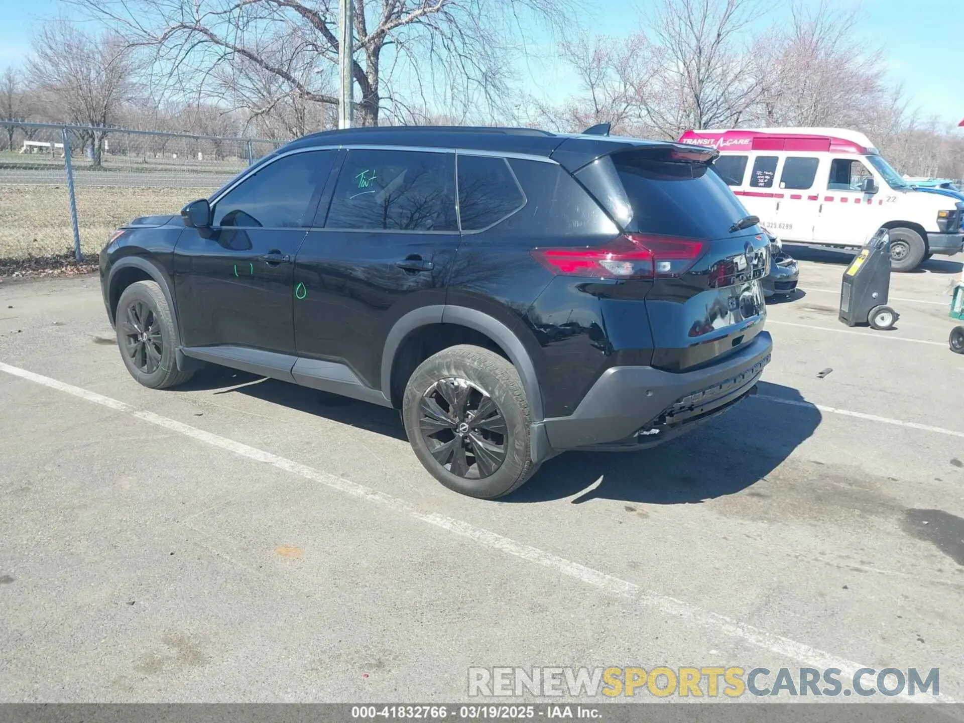 3 Photograph of a damaged car JN8BT3BB4PW183432 NISSAN ROGUE 2023
