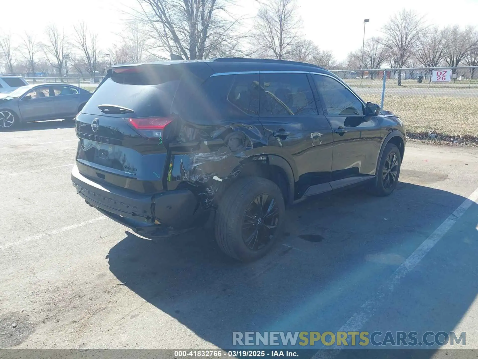 4 Photograph of a damaged car JN8BT3BB4PW183432 NISSAN ROGUE 2023