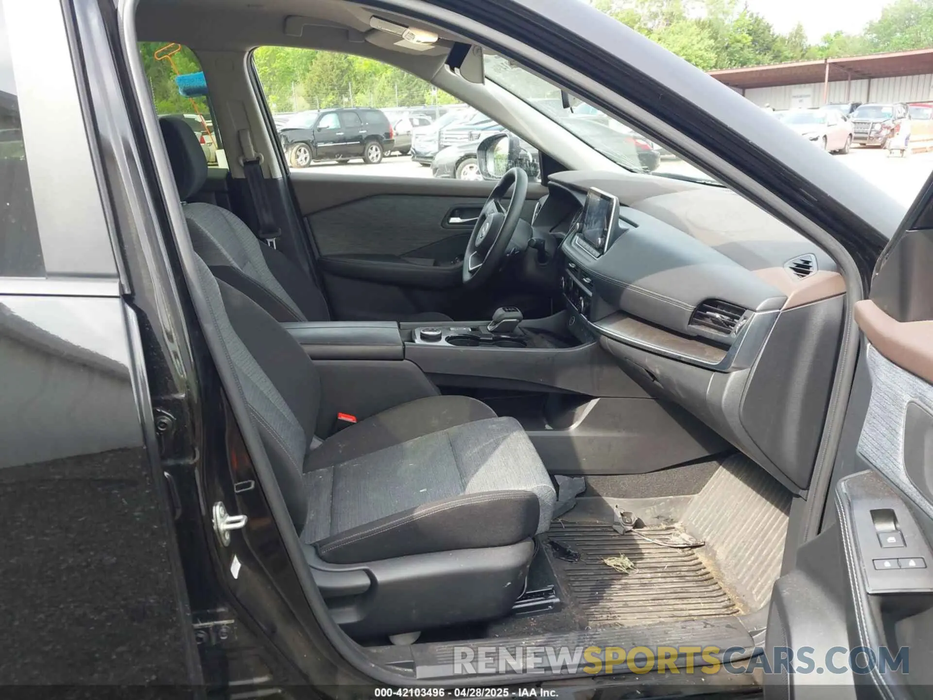 5 Photograph of a damaged car JN8BT3BB4PW472326 NISSAN ROGUE 2023