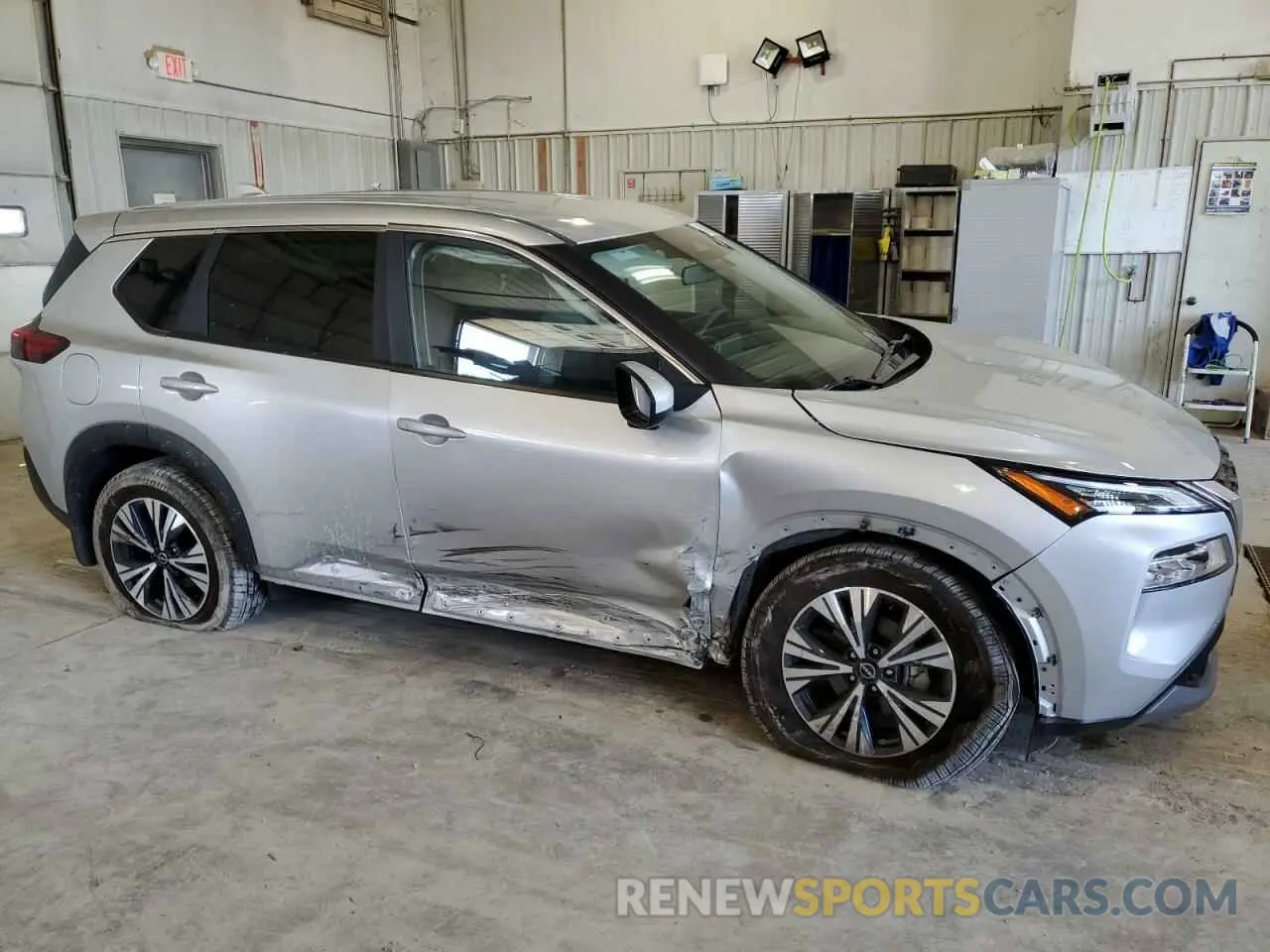 4 Photograph of a damaged car JN8BT3BB4PW477249 NISSAN ROGUE 2023