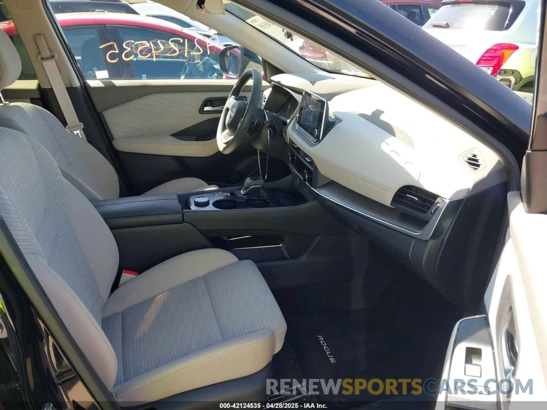 5 Photograph of a damaged car JN8BT3BB4PW491622 NISSAN ROGUE 2023