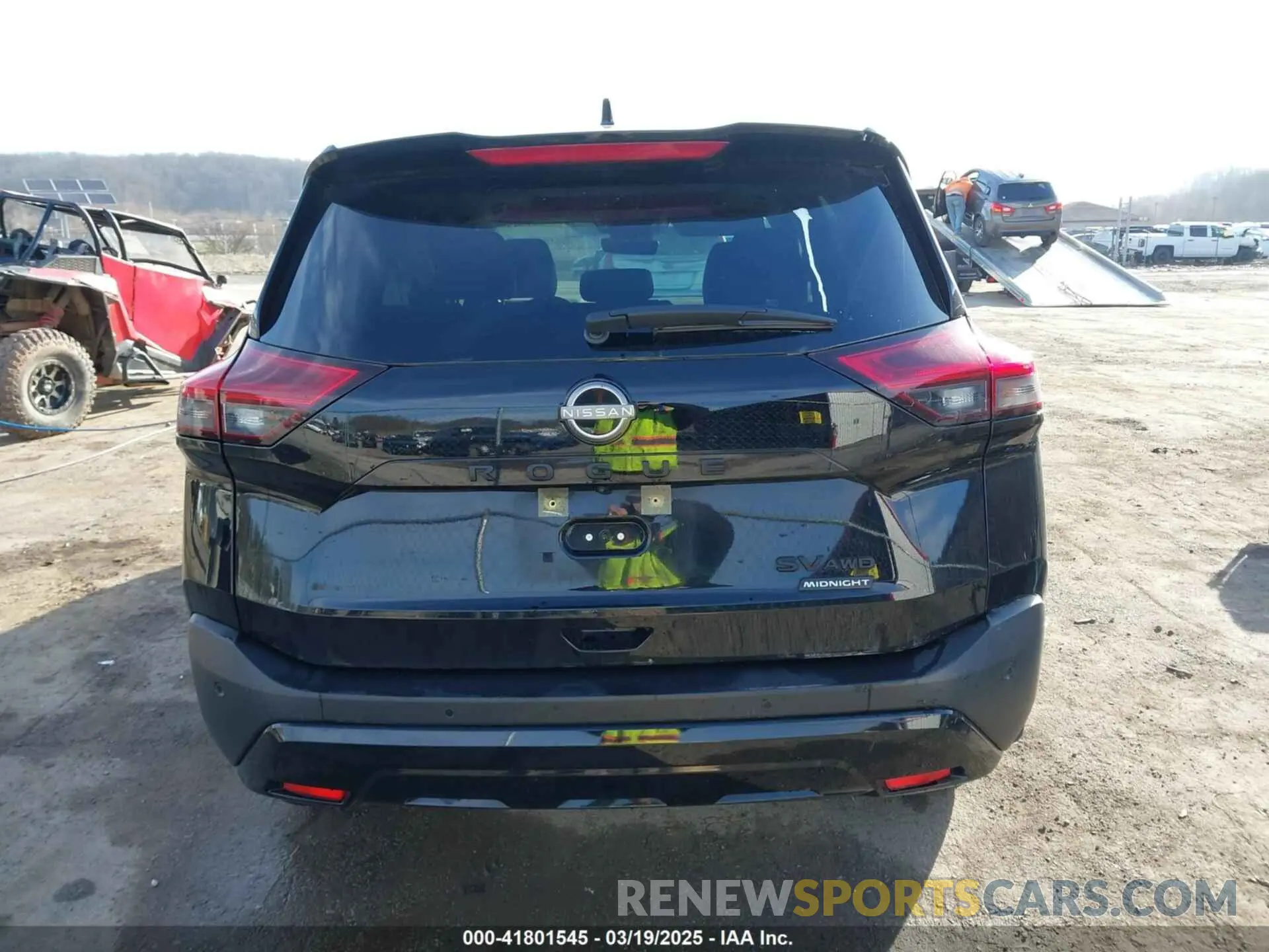 17 Photograph of a damaged car JN8BT3BB5PW183276 NISSAN ROGUE 2023