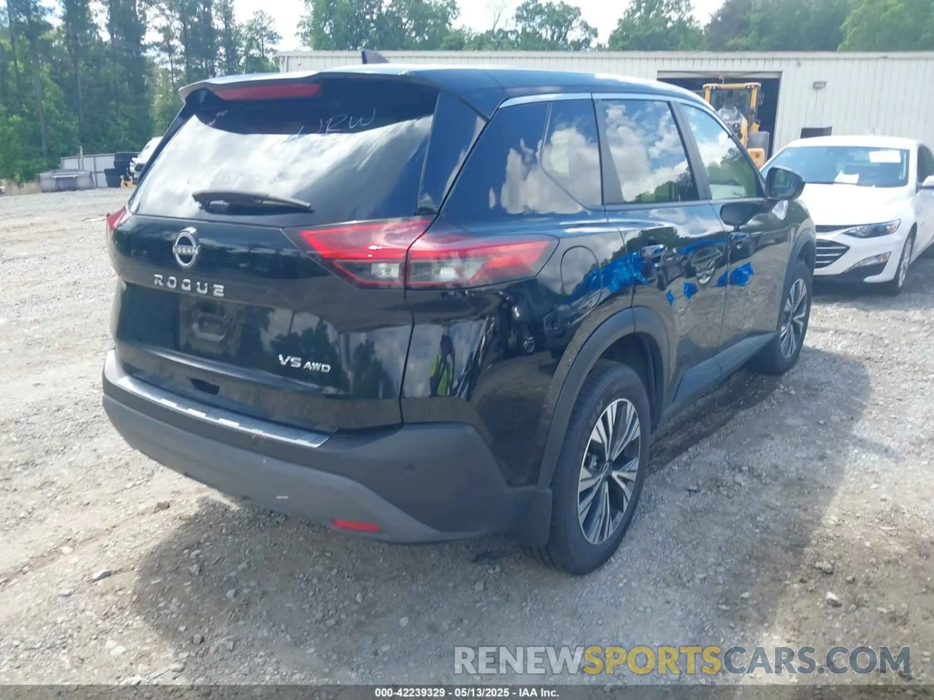4 Photograph of a damaged car JN8BT3BB6PW195761 NISSAN ROGUE 2023