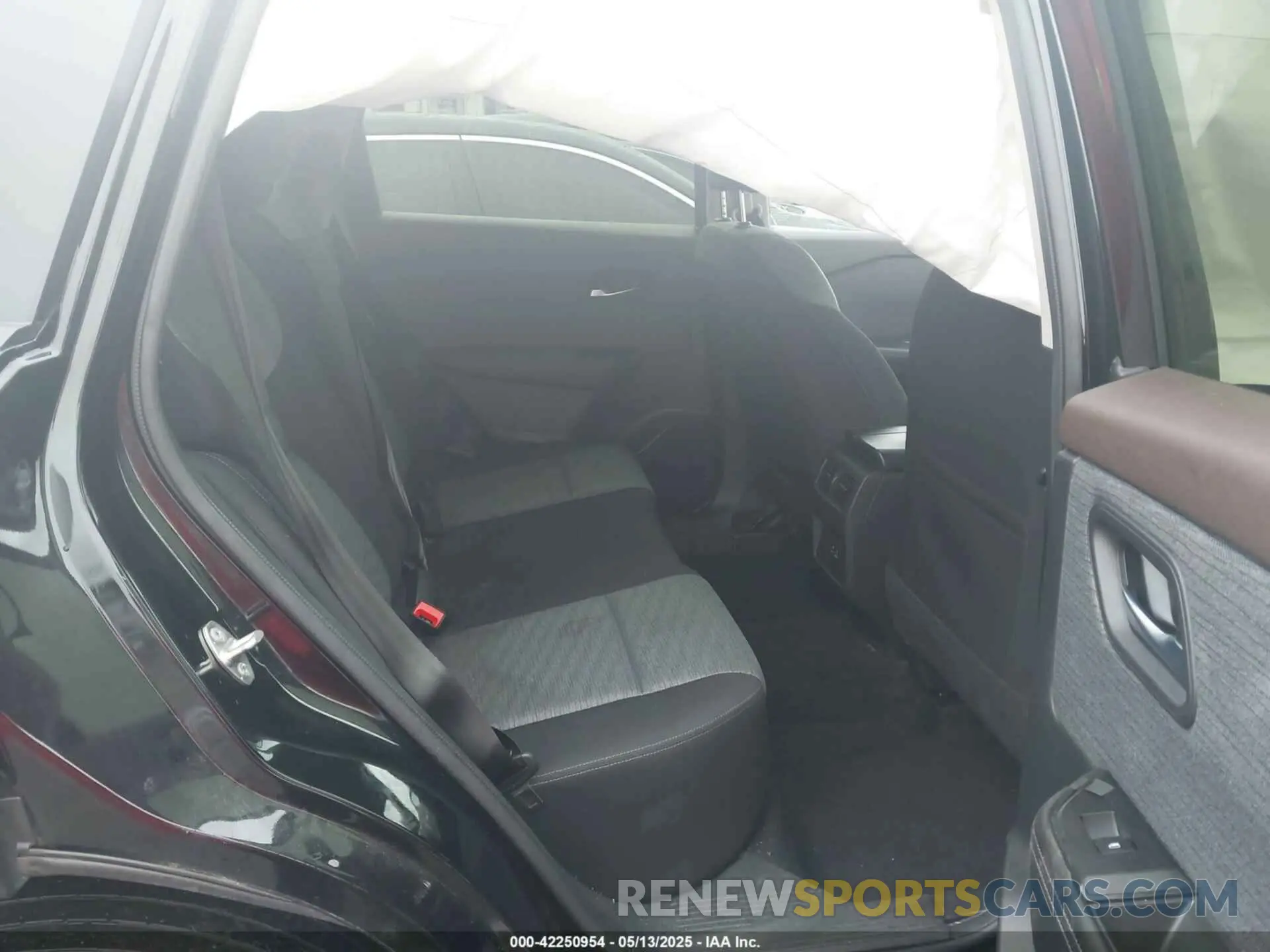 8 Photograph of a damaged car JN8BT3BB6PW470979 NISSAN ROGUE 2023