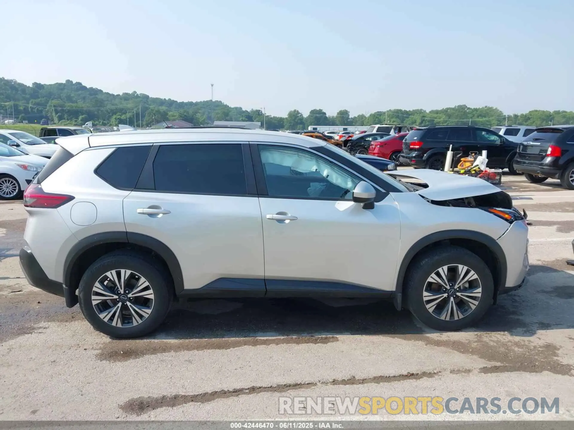 13 Photograph of a damaged car JN8BT3BB7PW471025 NISSAN ROGUE 2023
