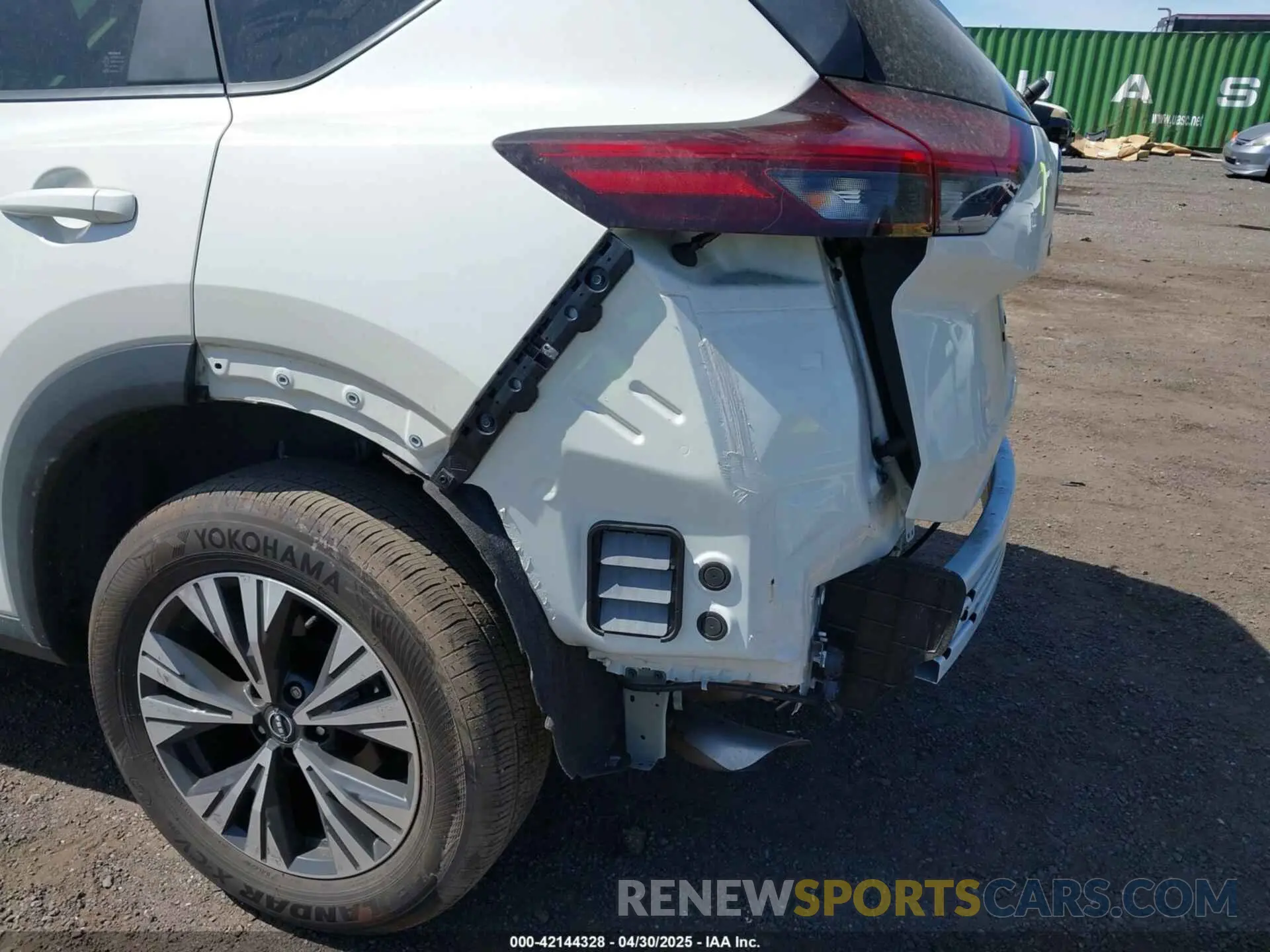19 Photograph of a damaged car JN8BT3BB8PW354652 NISSAN ROGUE 2023